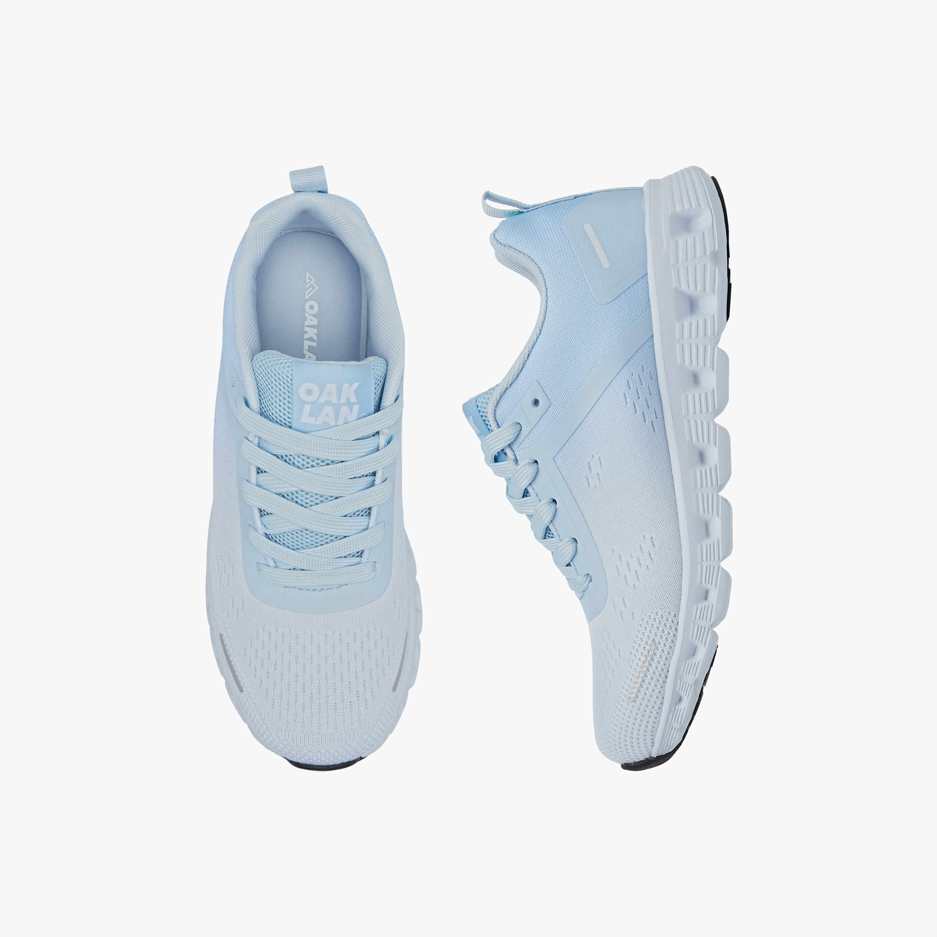 حذاء رياضي بارز الملمس برباط إغلاق من أوكلان من شو أكسبريس-women-shoes-sneakers-image-1