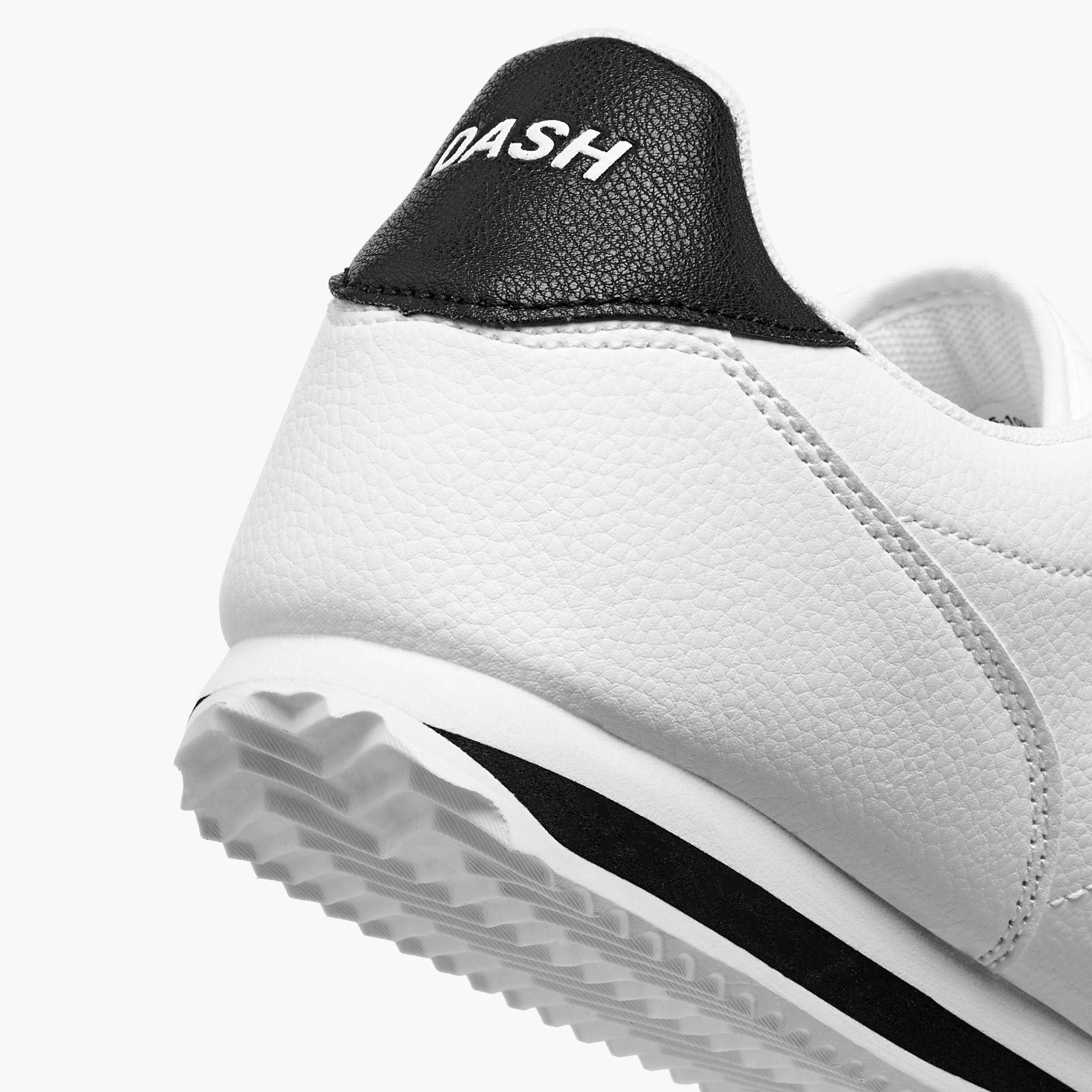 حذاء سنيكرز برباط إغلاق من داش-men-shoes-sneakers-image-6