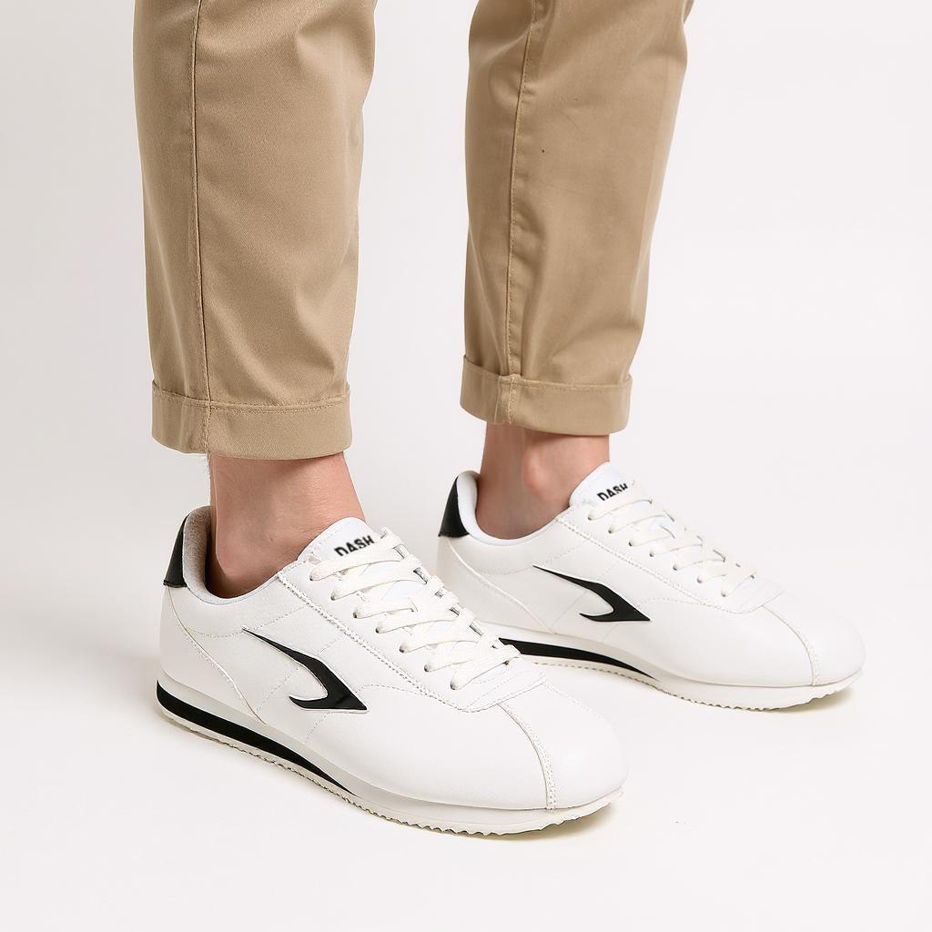 حذاء سنيكرز برباط إغلاق من داش-men-shoes-sneakers-image-2