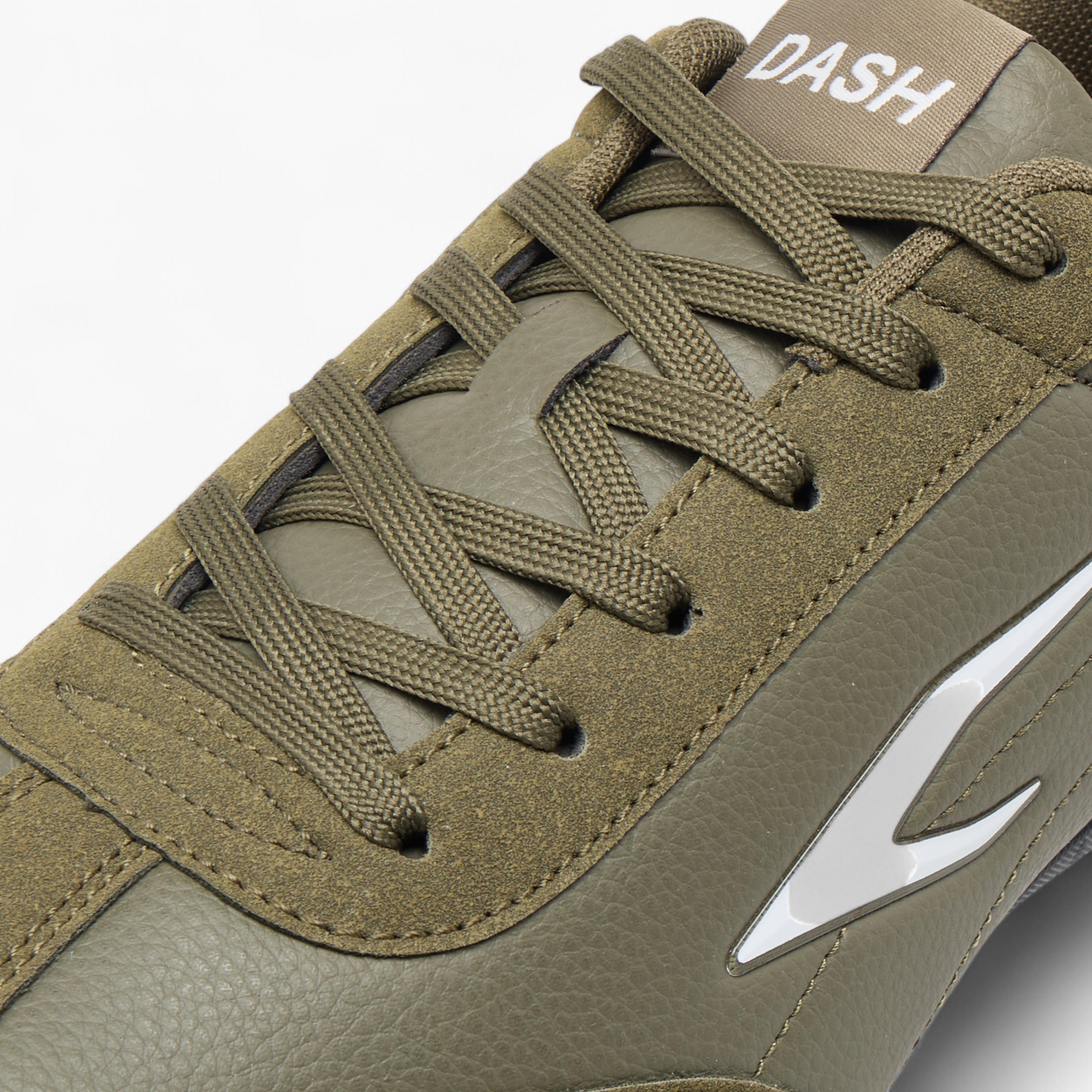 حذاء سنيكرز بتفاصيل شعار مع رباط إغلاق من داش-men-shoes-sneakers-image-4
