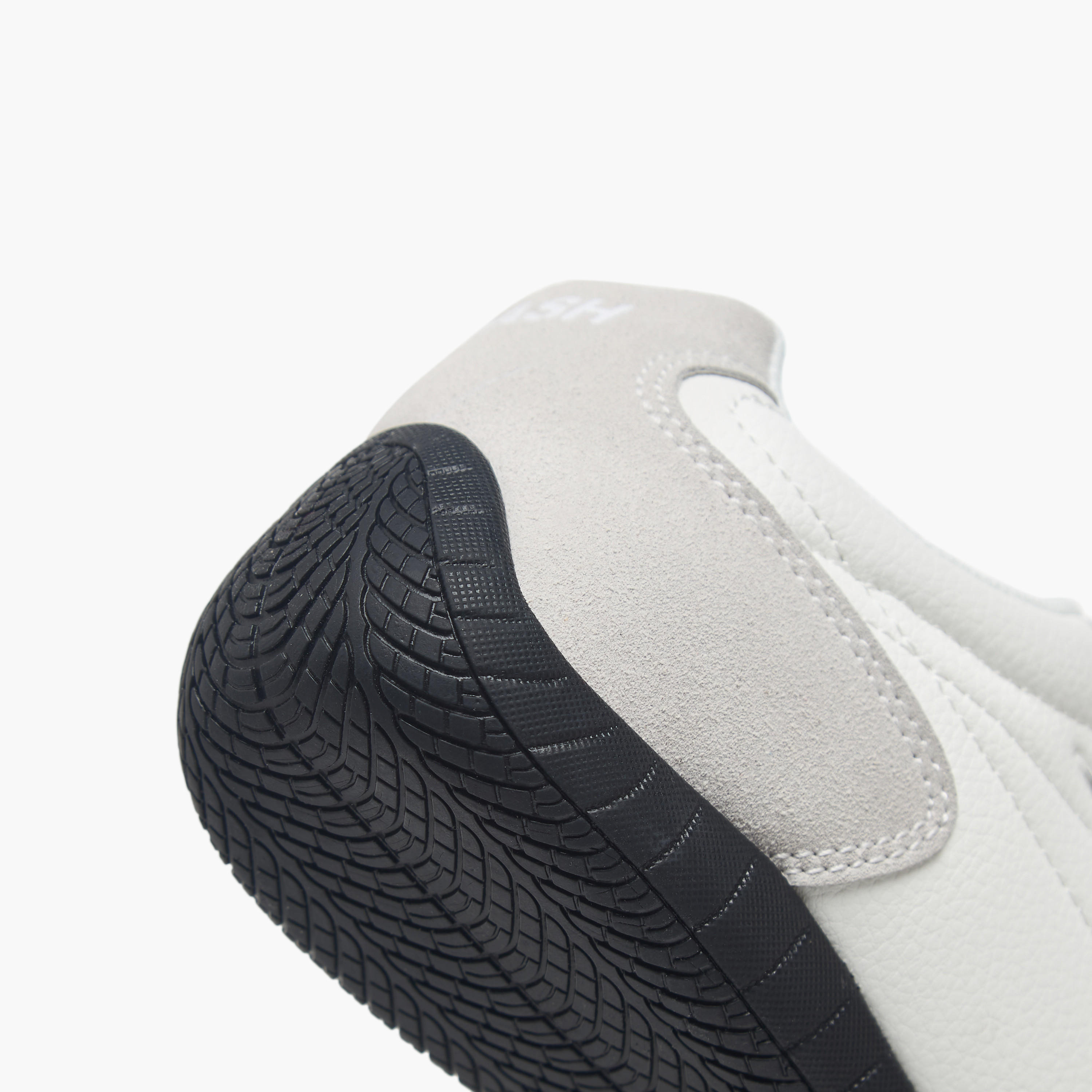 Dash Logo Detail Lace-Up Sports Shoes-women-shoes-sports-image-5