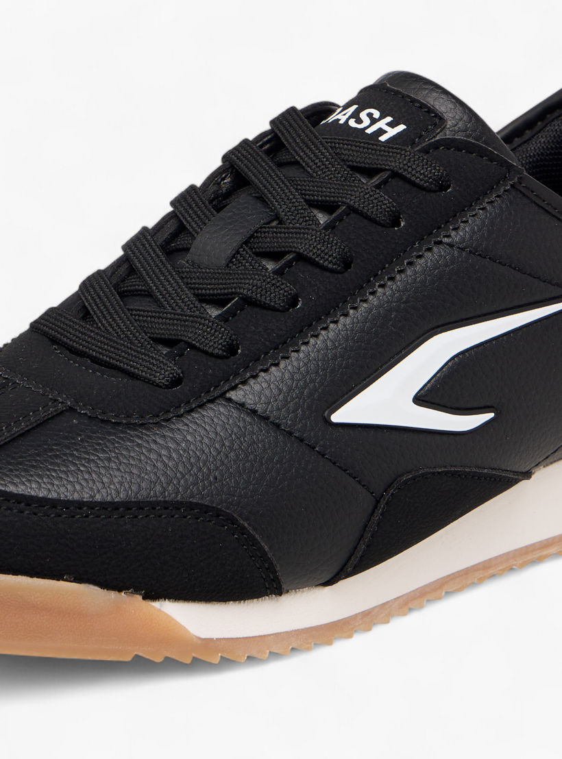 حذاء سنيكرز بطبعات شعار ورباط إغلاق من داش-women-shoes-sneakers-image-5