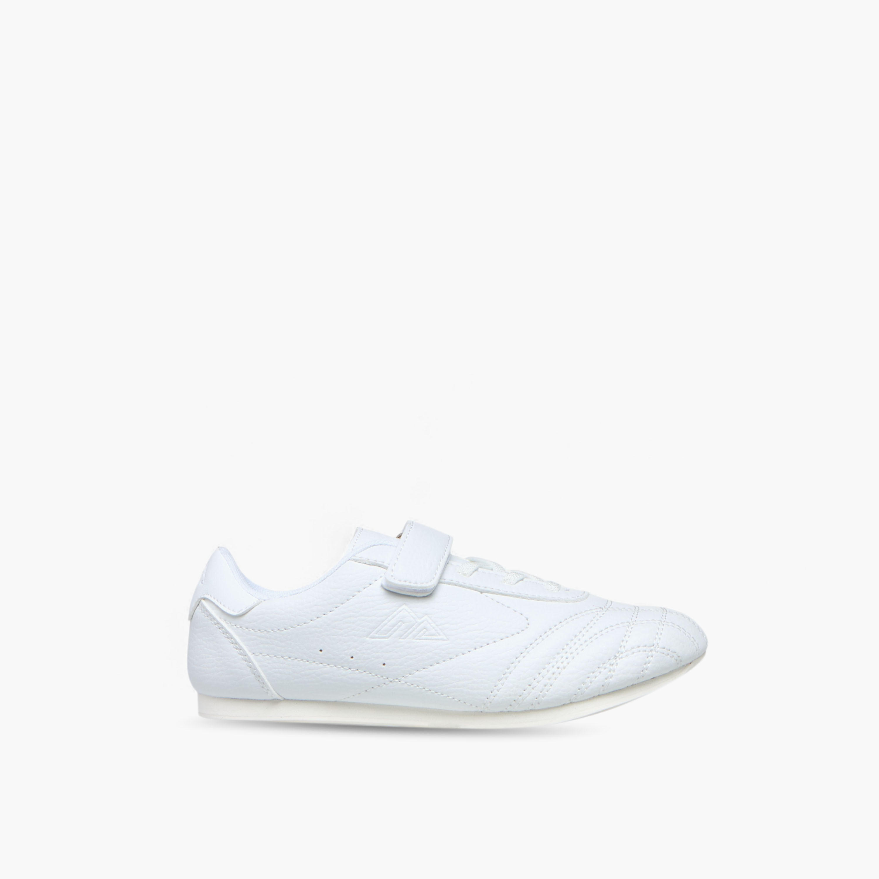 Oaklan by Shoexpress Solid Sports Shoes with Hook and Loop Closure-boys-shoes-sneakers-image-3