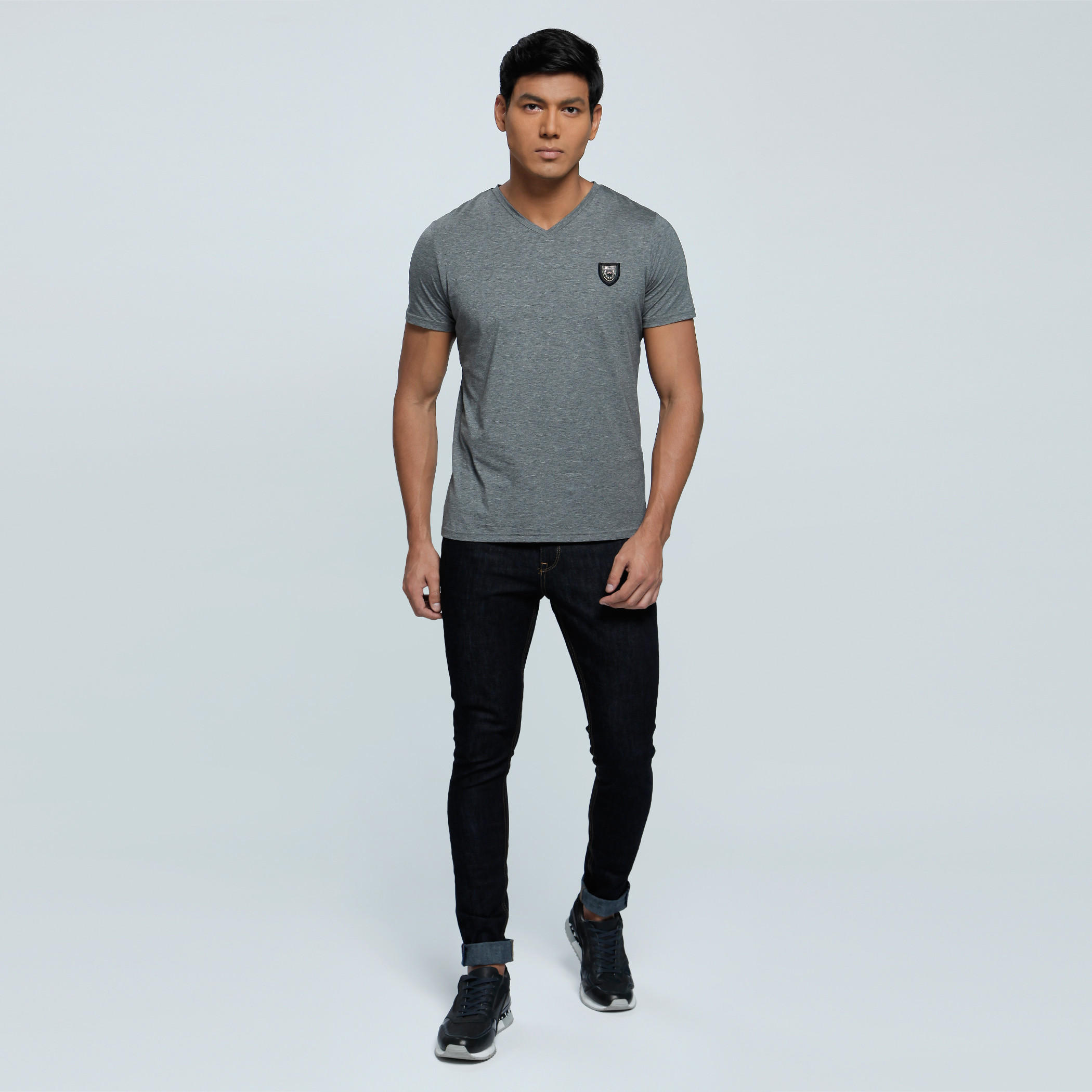 L'Homme V-Neck T-Shirt with Short Sleeves-men-clothing-tshirtsandpolos-tshirts-image-5