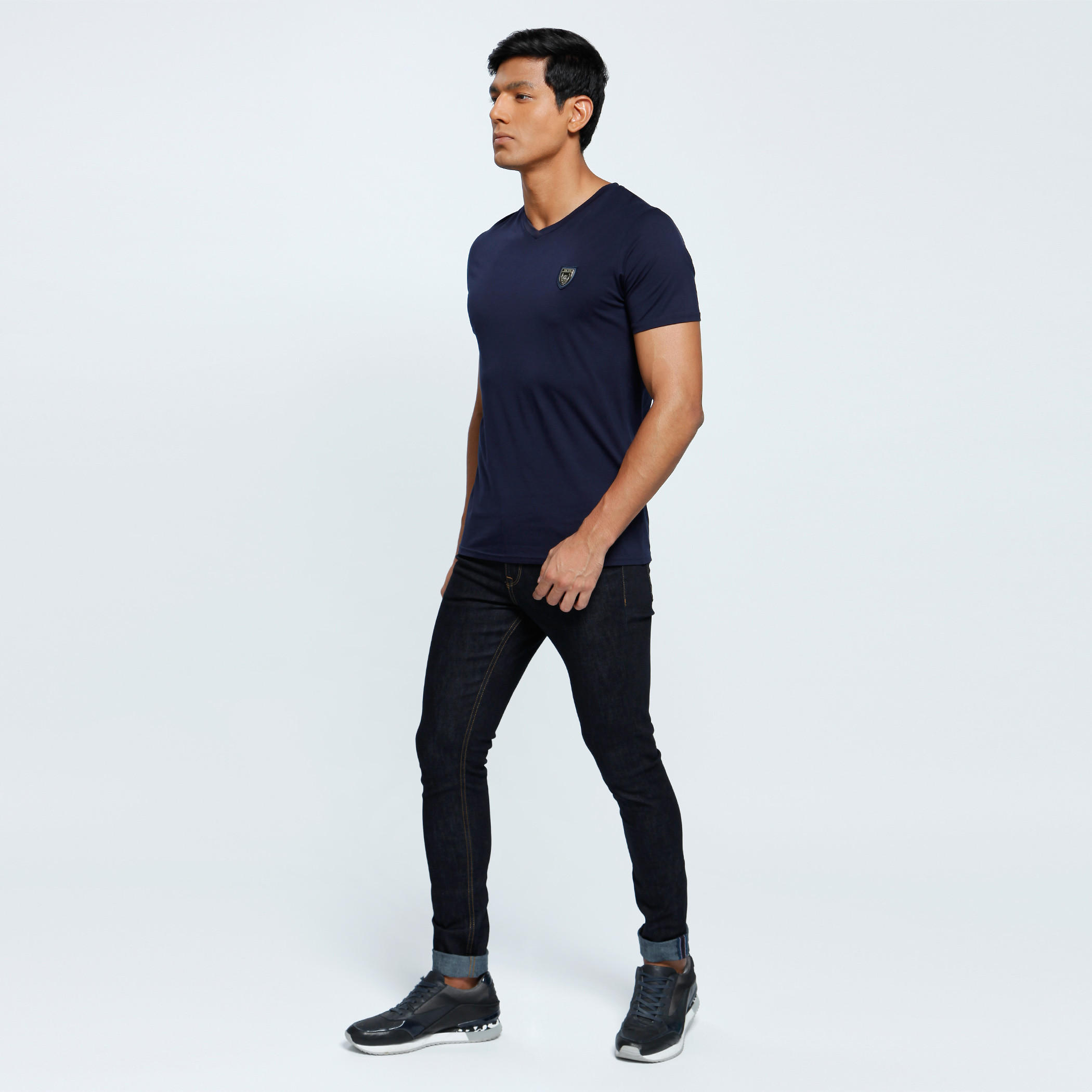 L'Homme V-Neck T-Shirt with Short Sleeves-men-clothing-tshirtsandpolos-tshirts-image-15