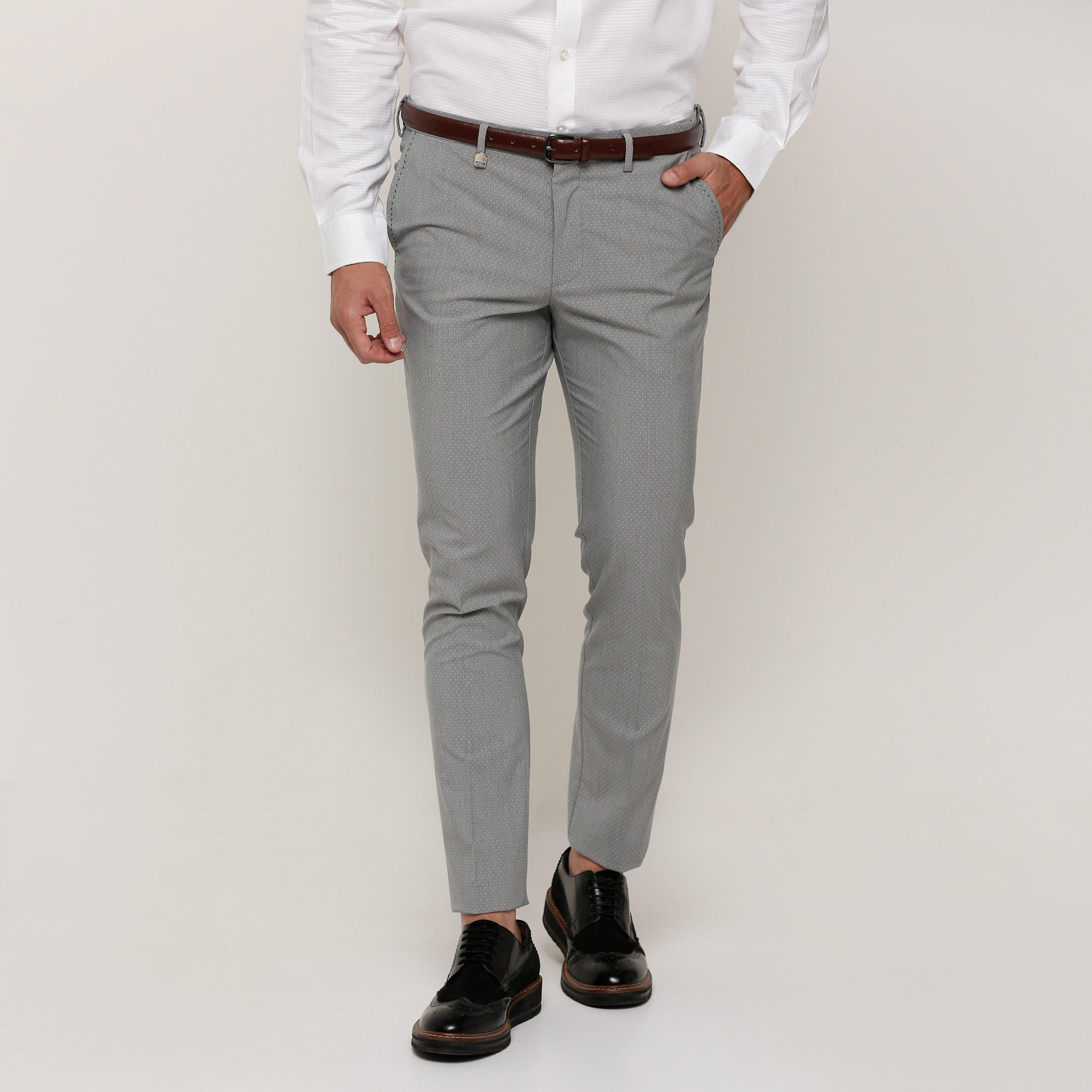 بنطال طويل بجيوب من لوم-men-clothing-bottoms-trousersandchinos-trousers-image-1