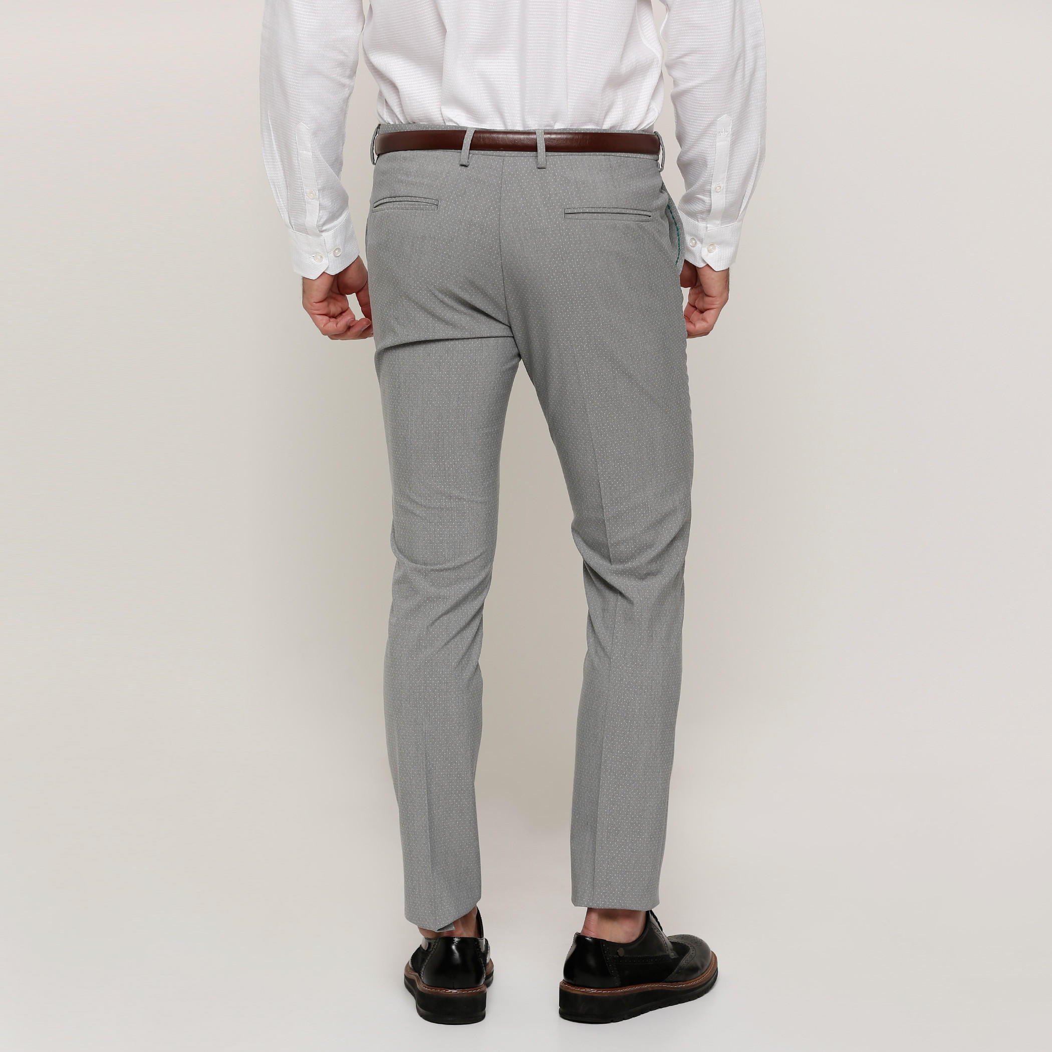 بنطال طويل بجيوب من لوم-men-clothing-bottoms-trousersandchinos-trousers-image-2