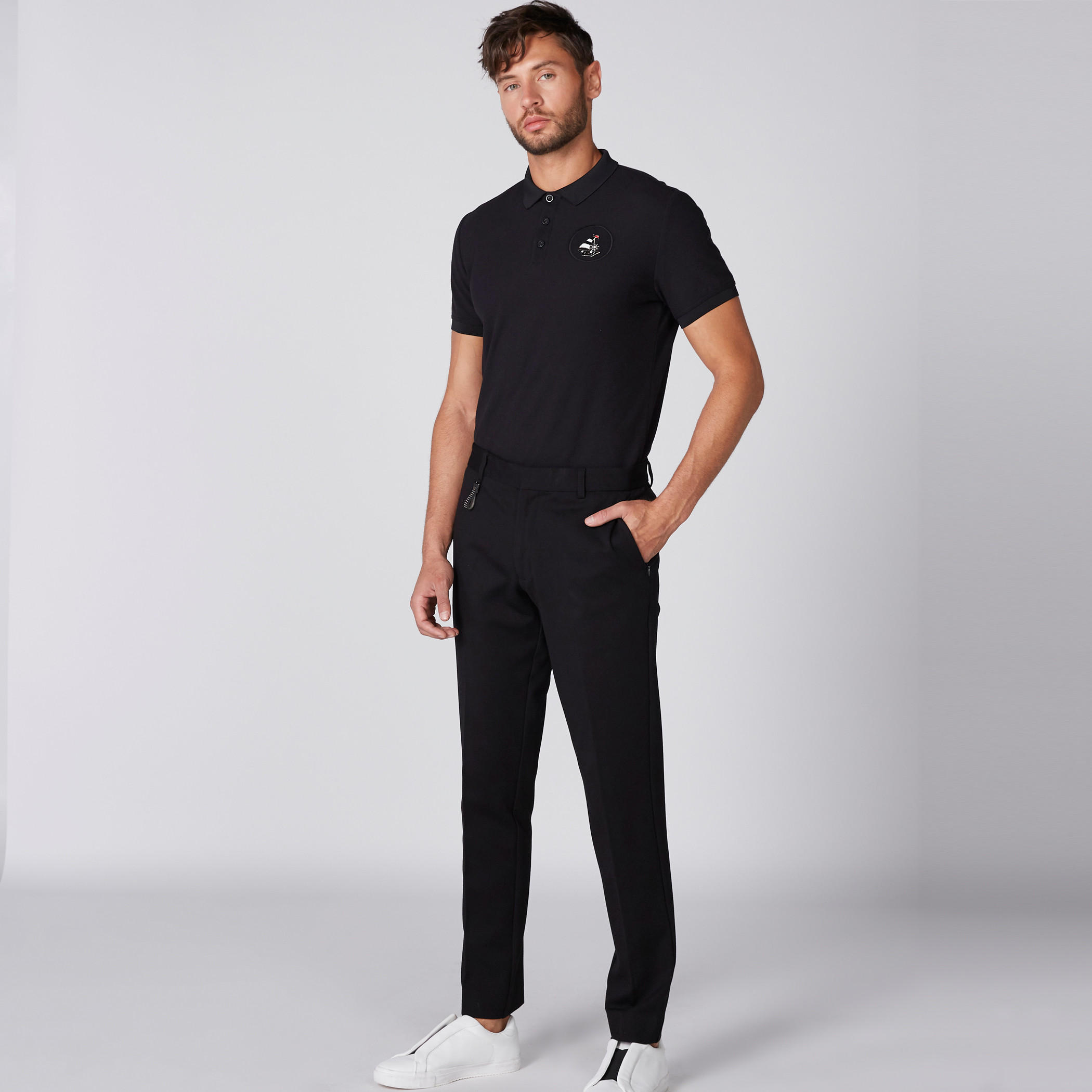 تيشيرت مطرّز بأكمام قصيرة وياقة بولو من لوم-men-clothing-tshirtsandpolos-polos-image-2