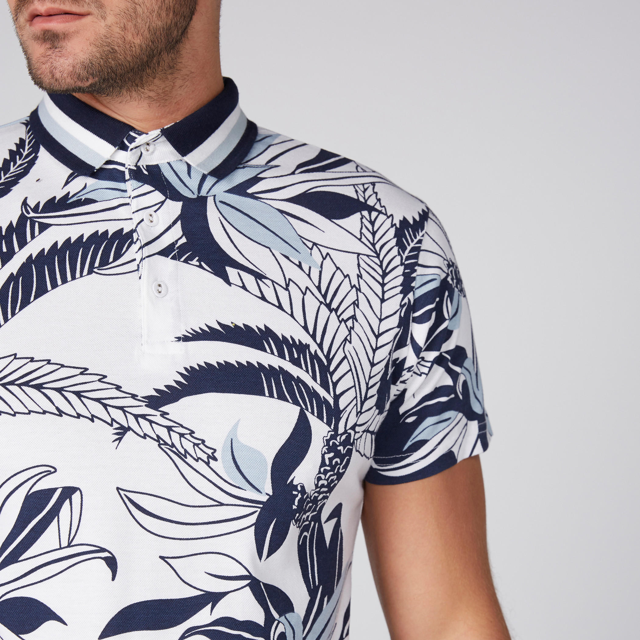 تيشيرت بأكمام قصيرة وياقة بولو وطبعات من لوم-men-clothing-tshirtsandpolos-polos-image-2