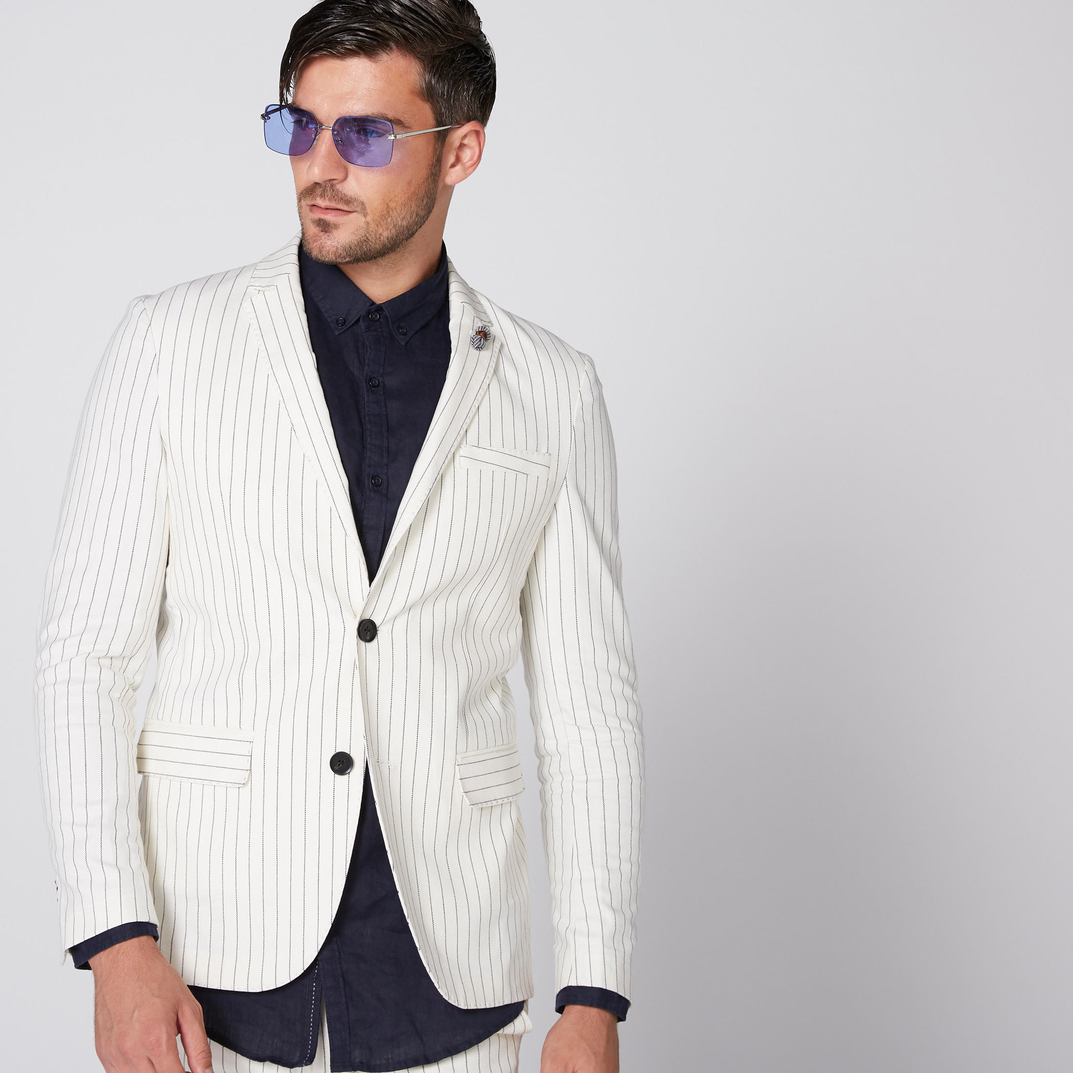 جاكيت بليزر مقلم بياقة طويلة وأكمام طويلة من لوم-men-winterwear-jacketsandblazers-image-3