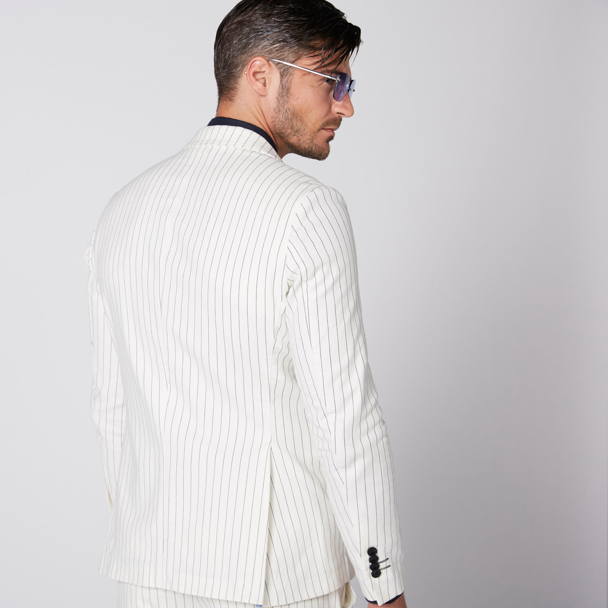 جاكيت بليزر مقلم بياقة طويلة وأكمام طويلة من لوم-men-winterwear-jacketsandblazers-image-4