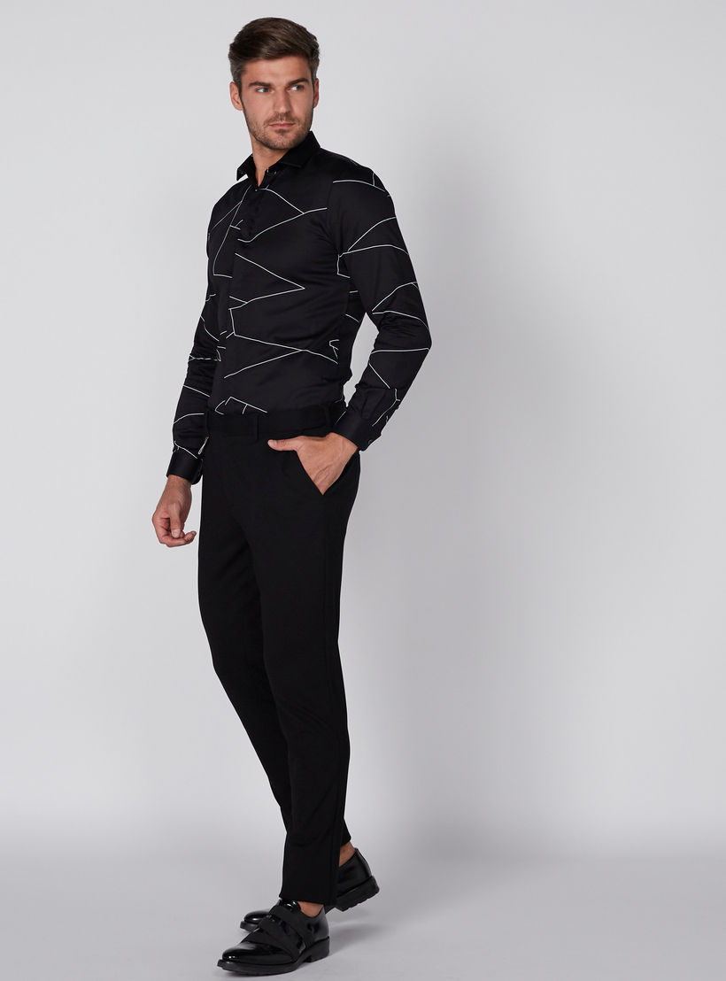 قميص بأكمام طويلة ووصلة أزرار مخفية وطبعات من لوم-men-clothing-shirts-image-4