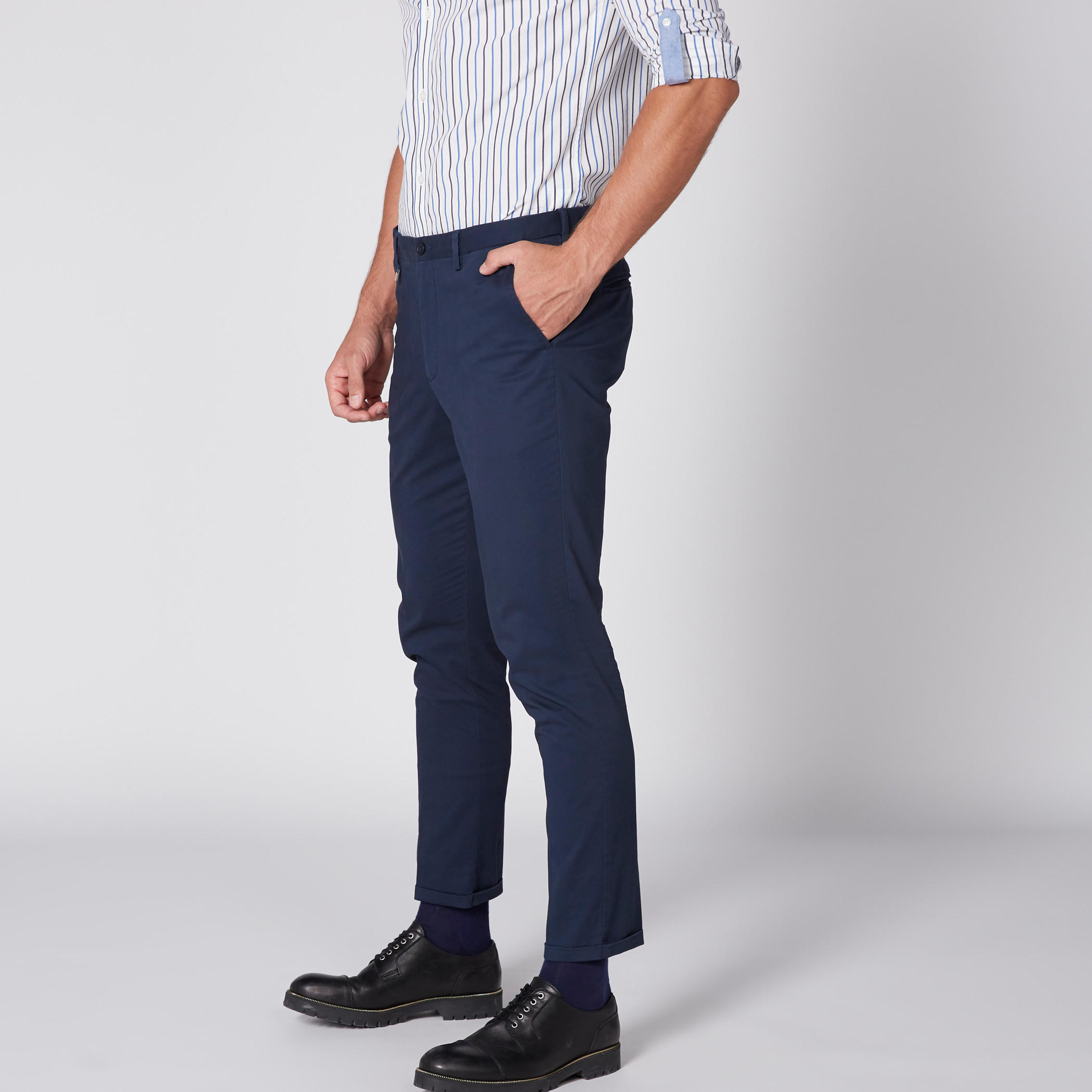 بنطال شينو طويل بزر إغلاق وجيوب من لوم-men-clothing-bottoms-trousersandchinos-trousers-image-4