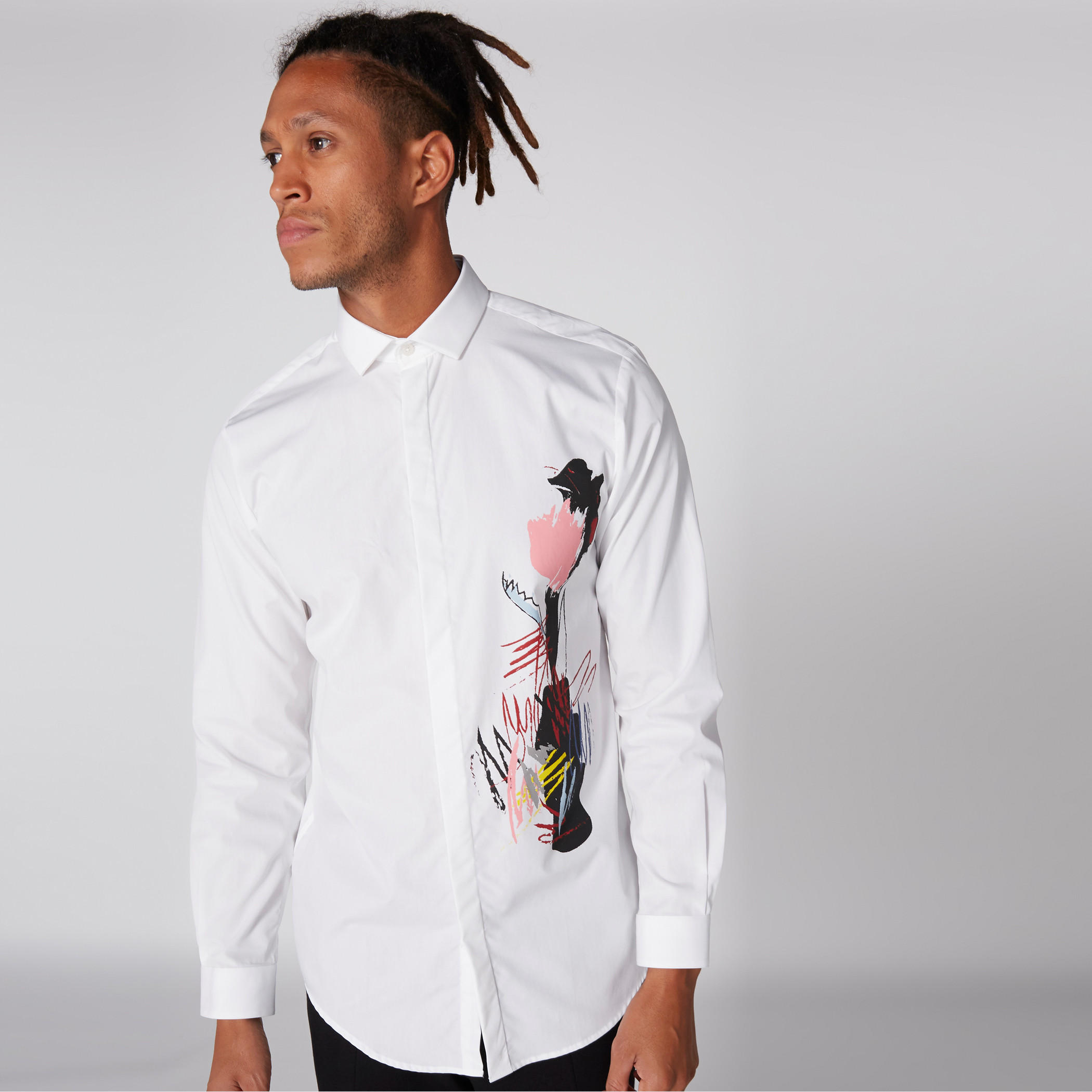 قميص بأكمام طويلة ووصلة أزرار مخفية وطبعات من لوم-men-clothing-shirts-image-3