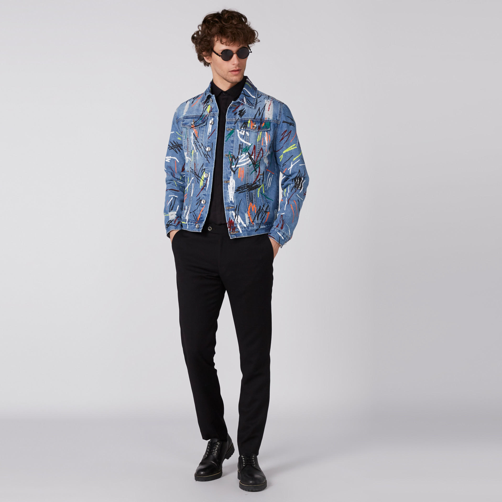 جاكيت دينم بطبعات وأكمام طويلة وزر إغلاق من لوم-men-clothing-jacketsandblazers-jackets-image-8