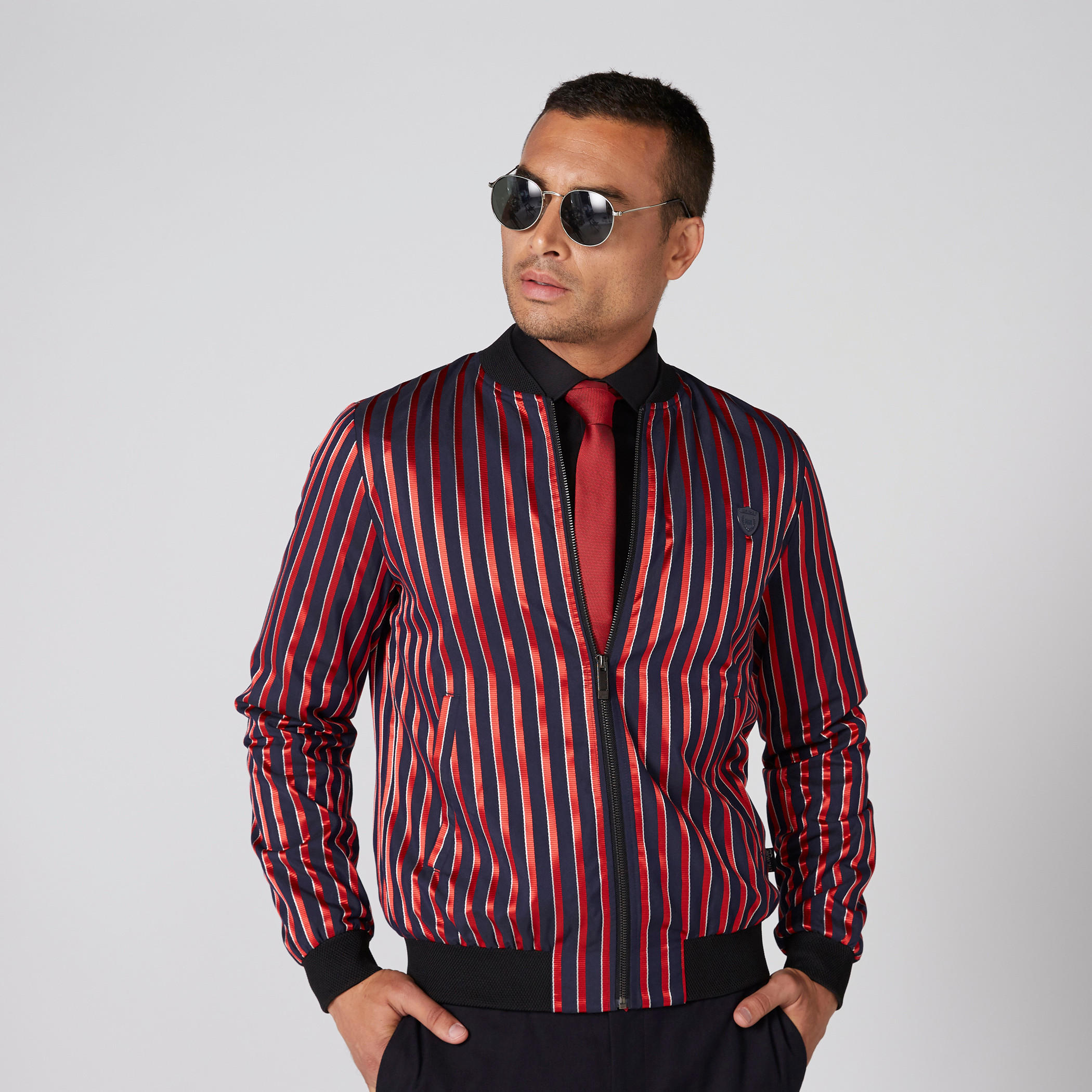 جاكيت بومبر مقلم بسحّاب إغلاق وجيوب من لوم-men-clothing-jacketsandblazers-jackets-image-1
