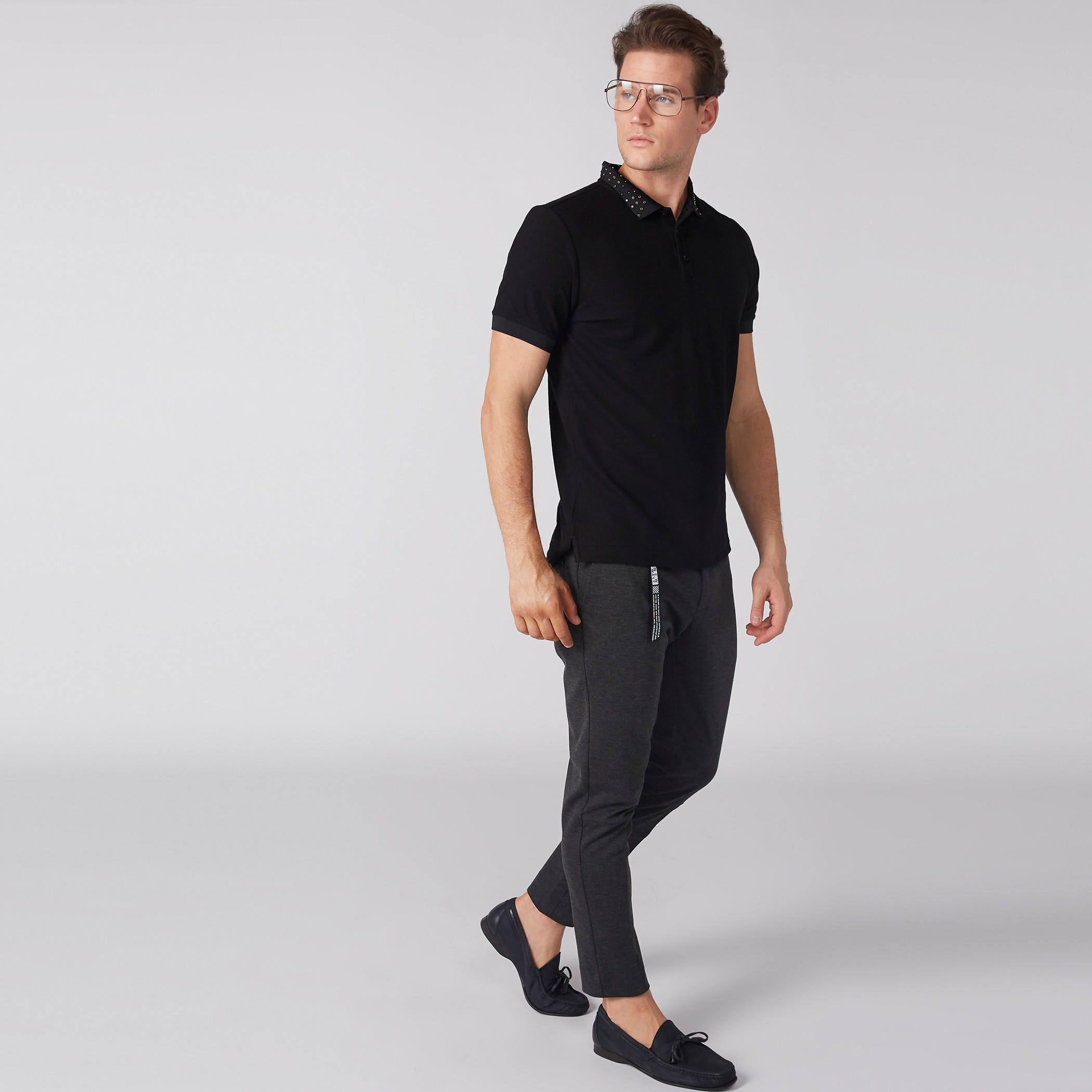تيشيرت بولو مرصّع بأكمام قصيرة من لوم-men-clothing-tshirtsandpolos-polos-image-3