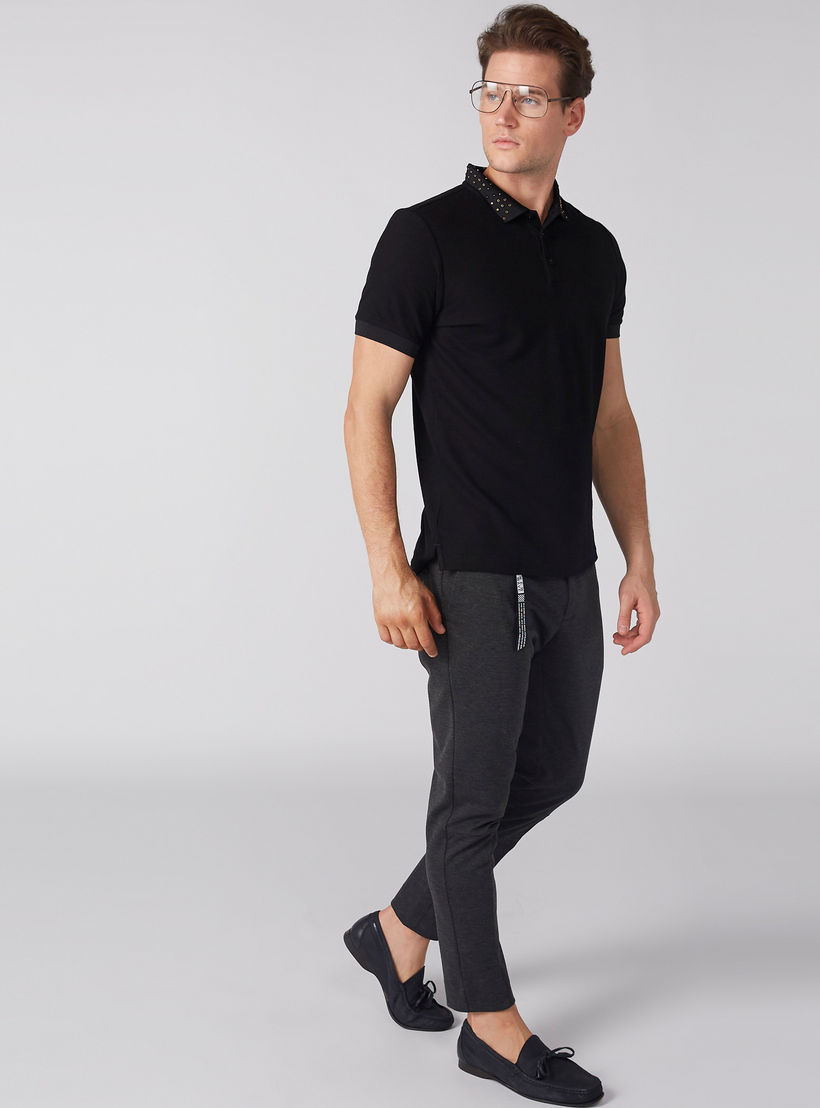 تيشيرت بولو مرصّع بأكمام قصيرة من لوم-men-clothing-tshirtsandpolos-polos-image-3