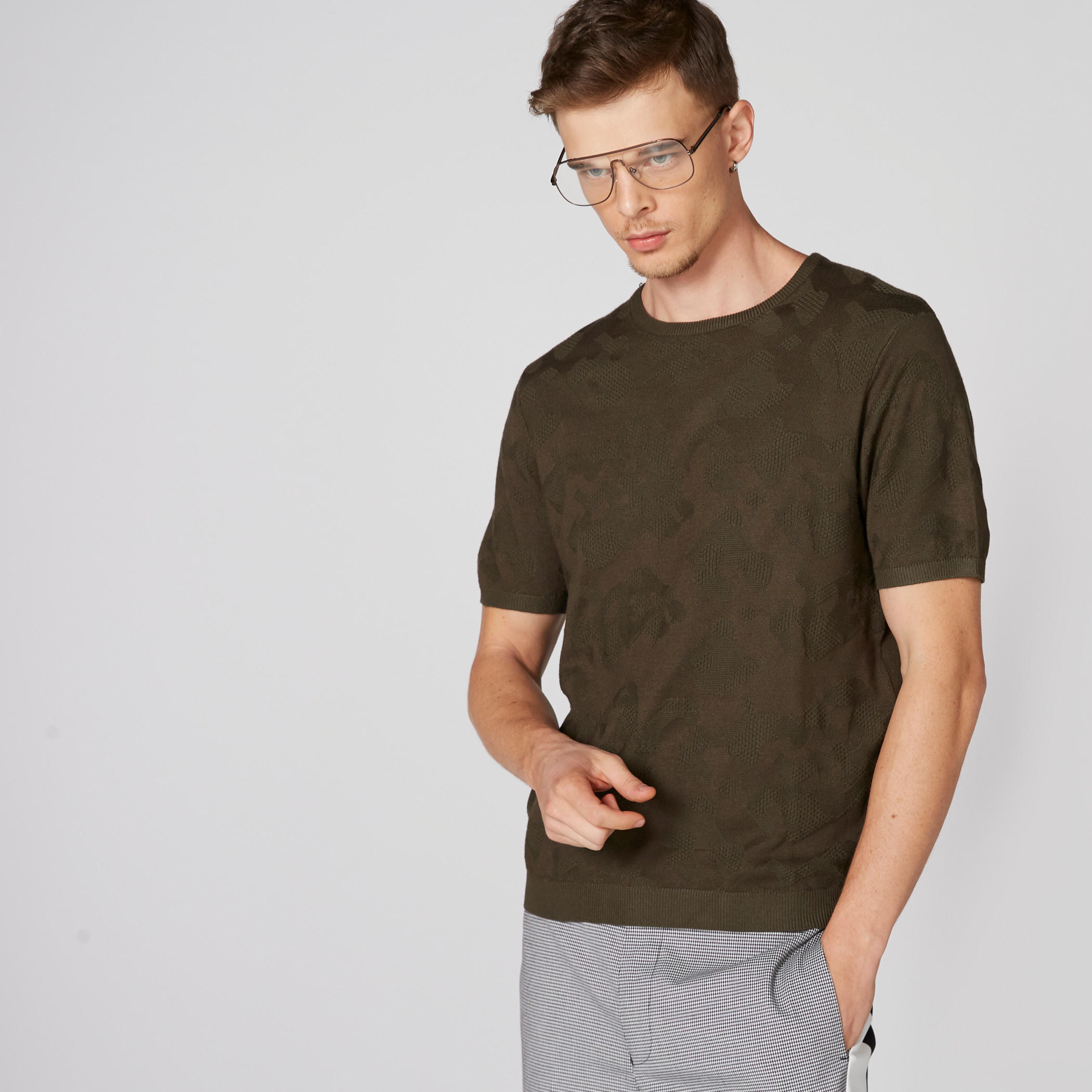 تيشيرت بياقة مستديرة وأكمام قصيرة من لوم-men-clothing-tshirtsandpolos-tshirts-image-4