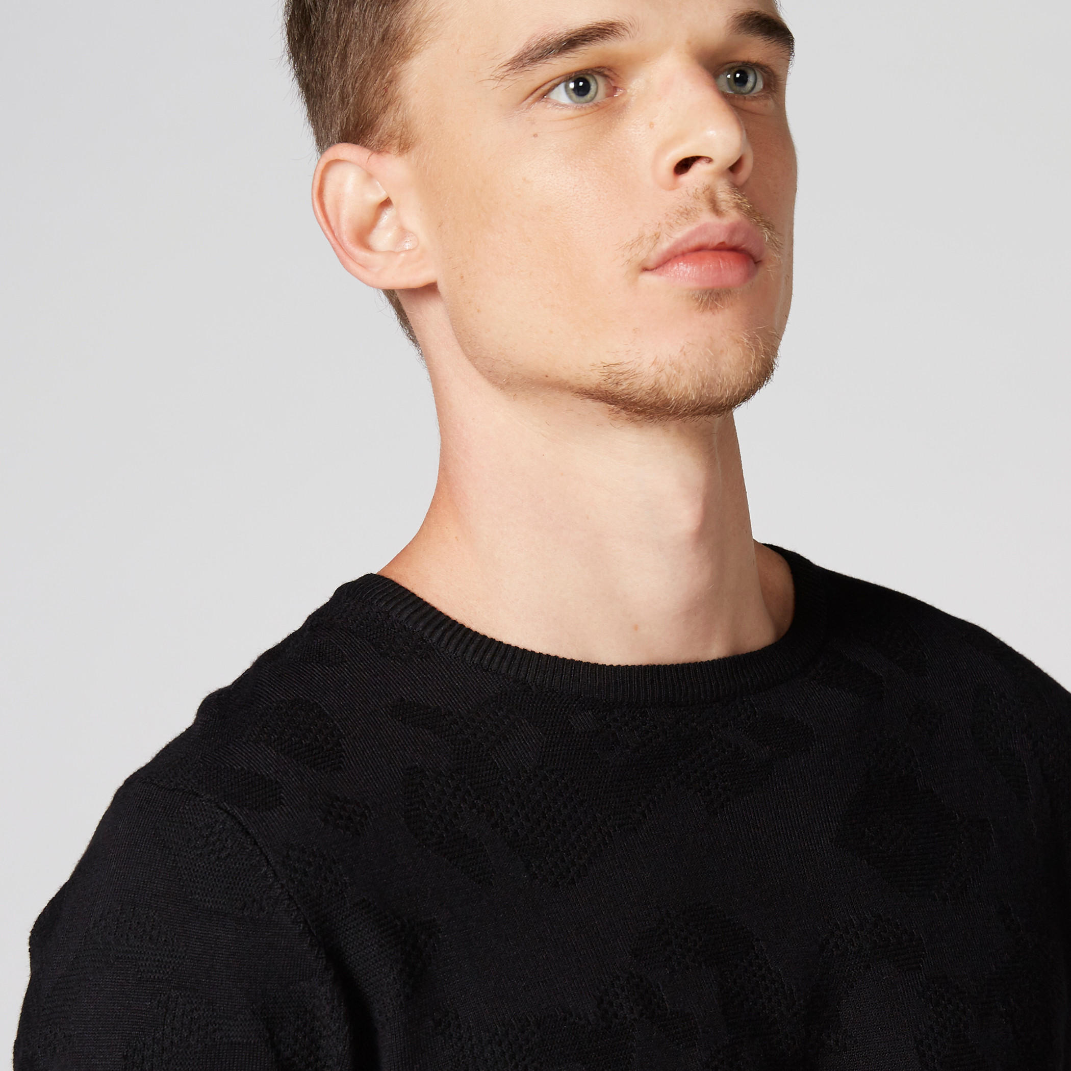 L'Homme Textured T-Shirt with Round Neck and Short Sleeves-men-clothing-tshirtsandpolos-tshirts-image-4