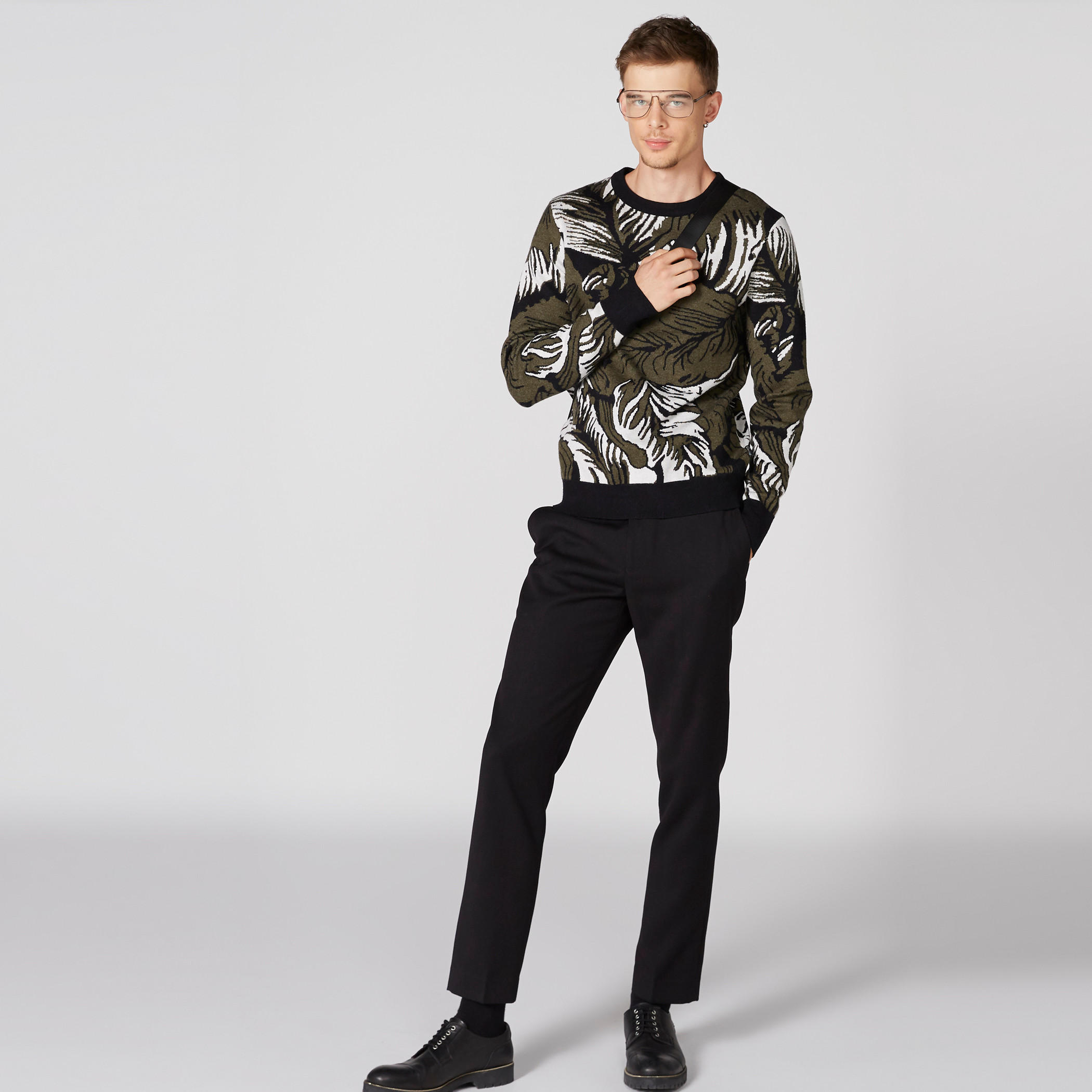 L'Homme Printed Sweatshirt with Round Neck and Long Sleeves-men-clothing-sweatersandpullovers-image-3