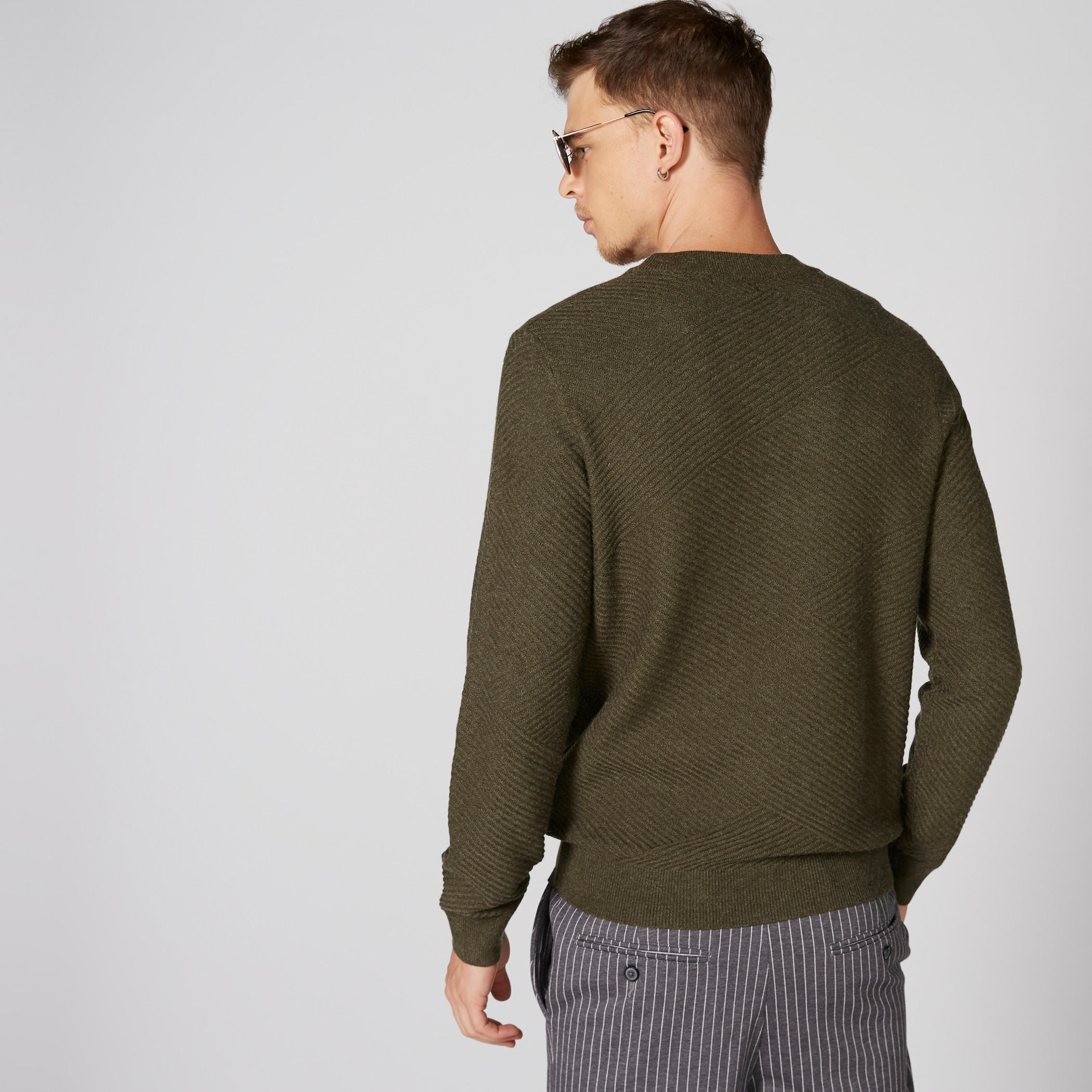 L'Homme Crew Neck Sweater with Long Sleeves-men-clothing-sweatersandpullovers-image-2