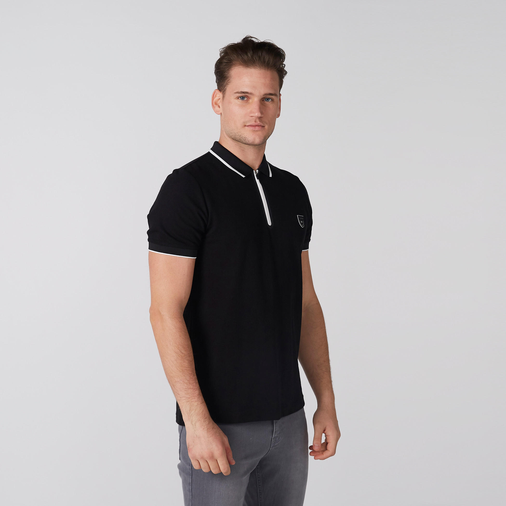 تيشيرت بياقة بولو وأكمام قصيرة وسحّاب من لوم-men-clothing-tshirtsandpolos-polos-image-1
