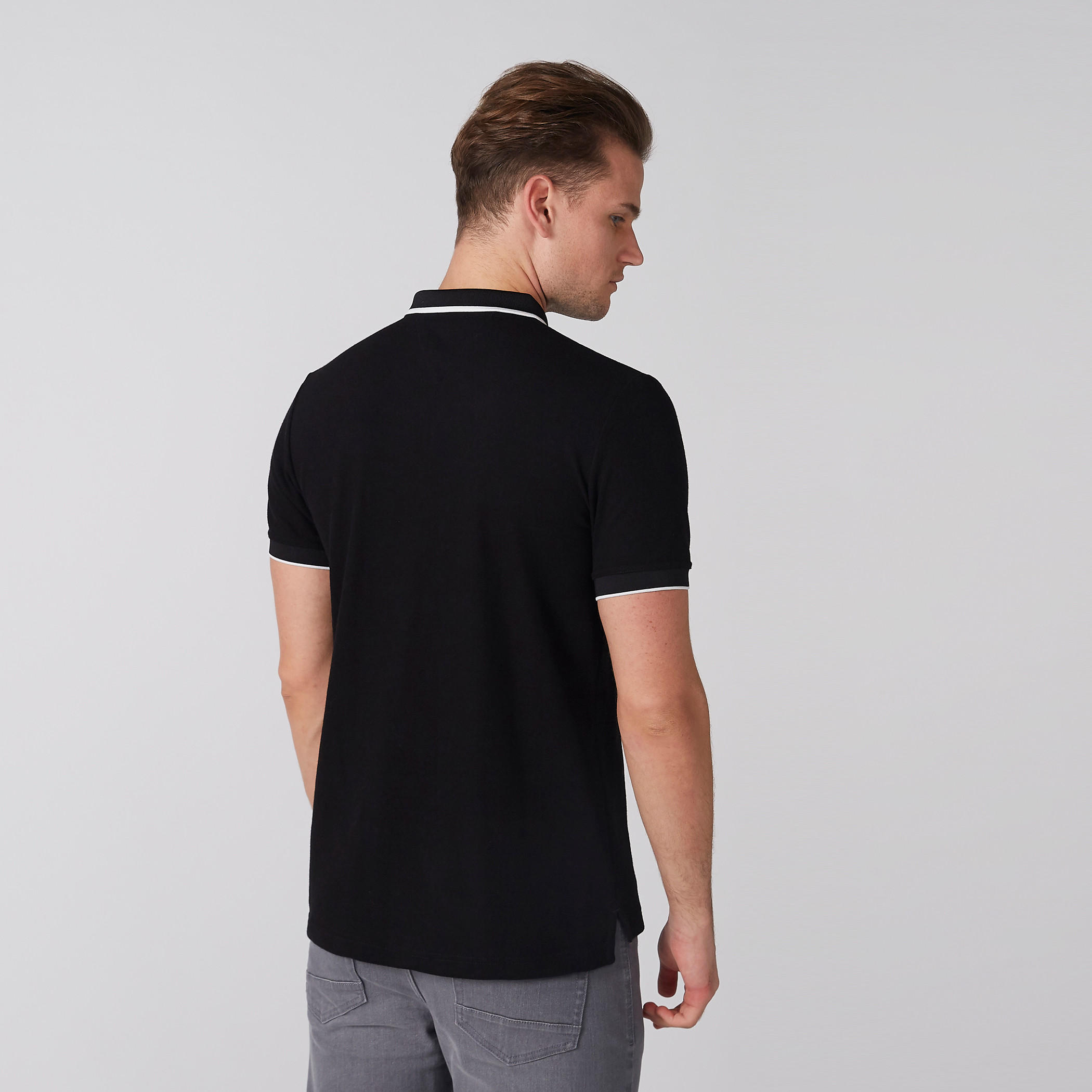 تيشيرت بياقة بولو وأكمام قصيرة وسحّاب من لوم-men-clothing-tshirtsandpolos-polos-image-4