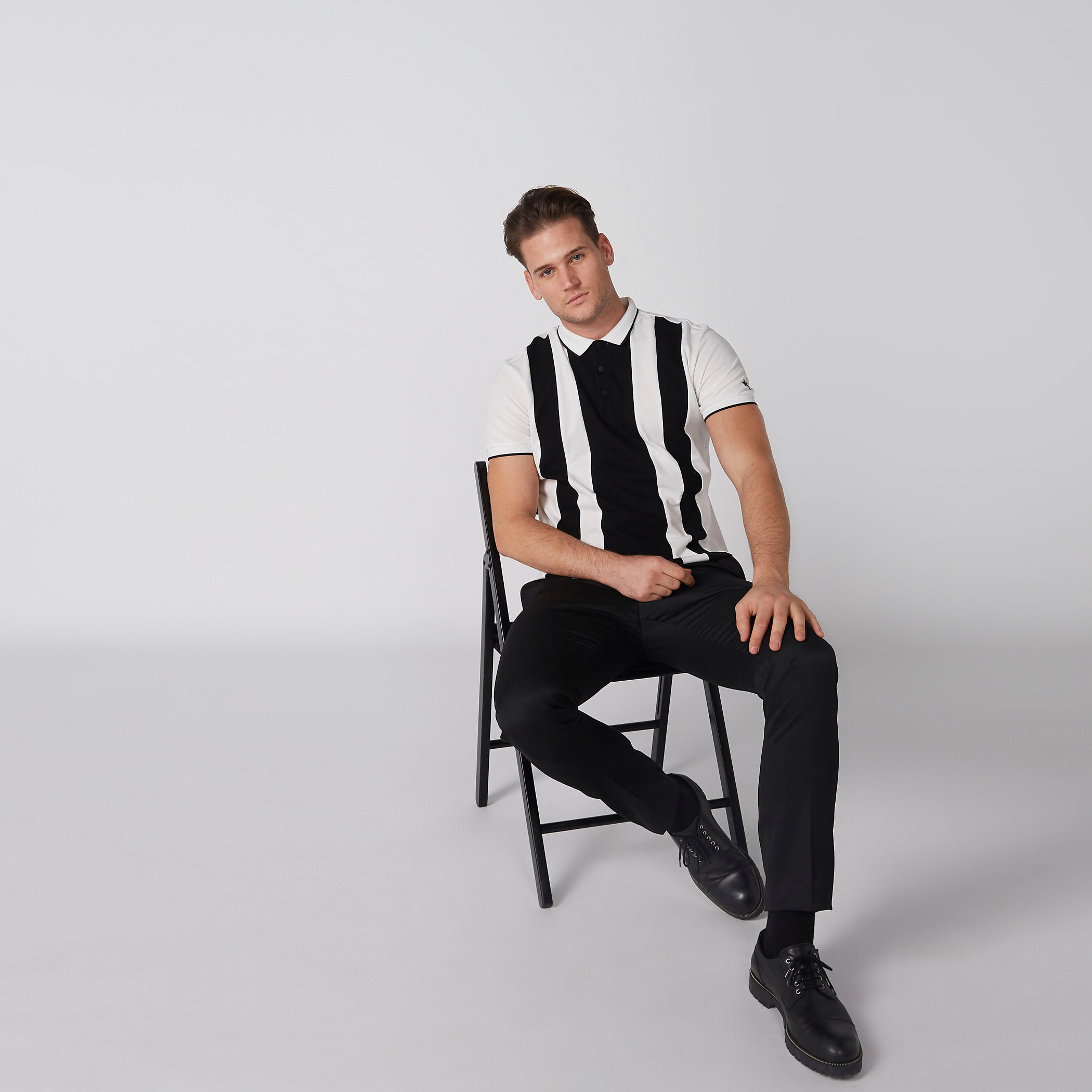 L'Homme Cut and Sew T-Shirt with Polo Neck and Short Sleeves-men-clothing-tshirtsandpolos-polos-image-2