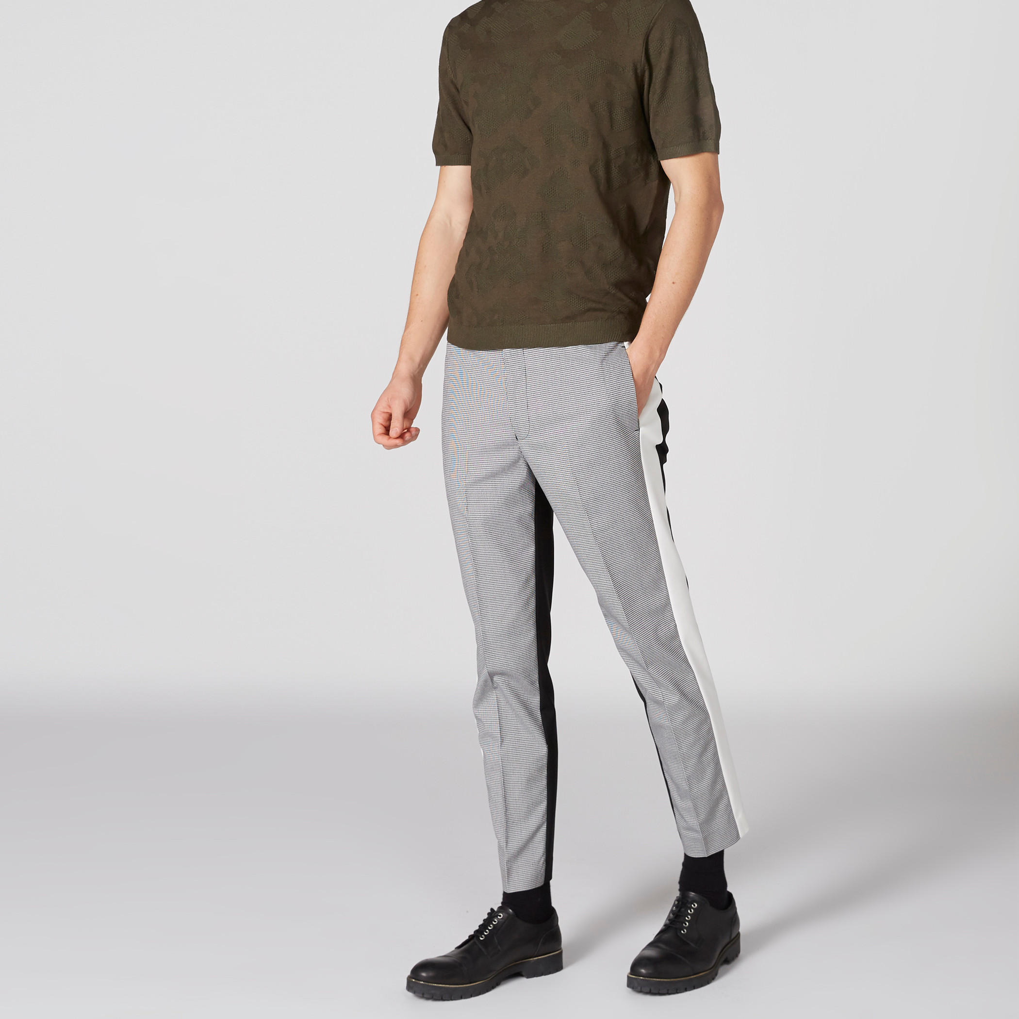 بنطال كاروهات طويل بجيوب من لوم-men-clothing-bottoms-trousersandchinos-trousers-image-1