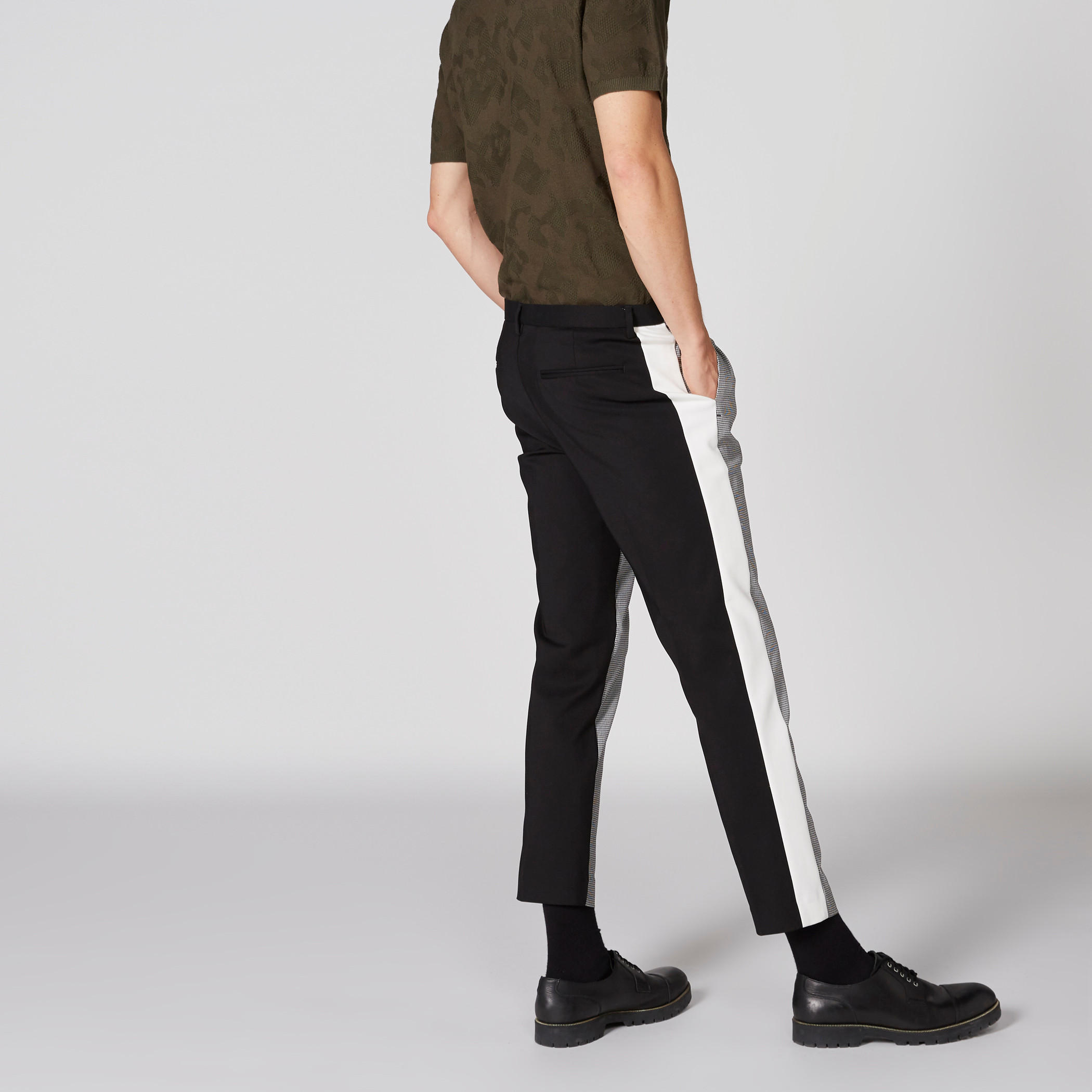 بنطال كاروهات طويل بجيوب من لوم-men-clothing-bottoms-trousersandchinos-trousers-image-3