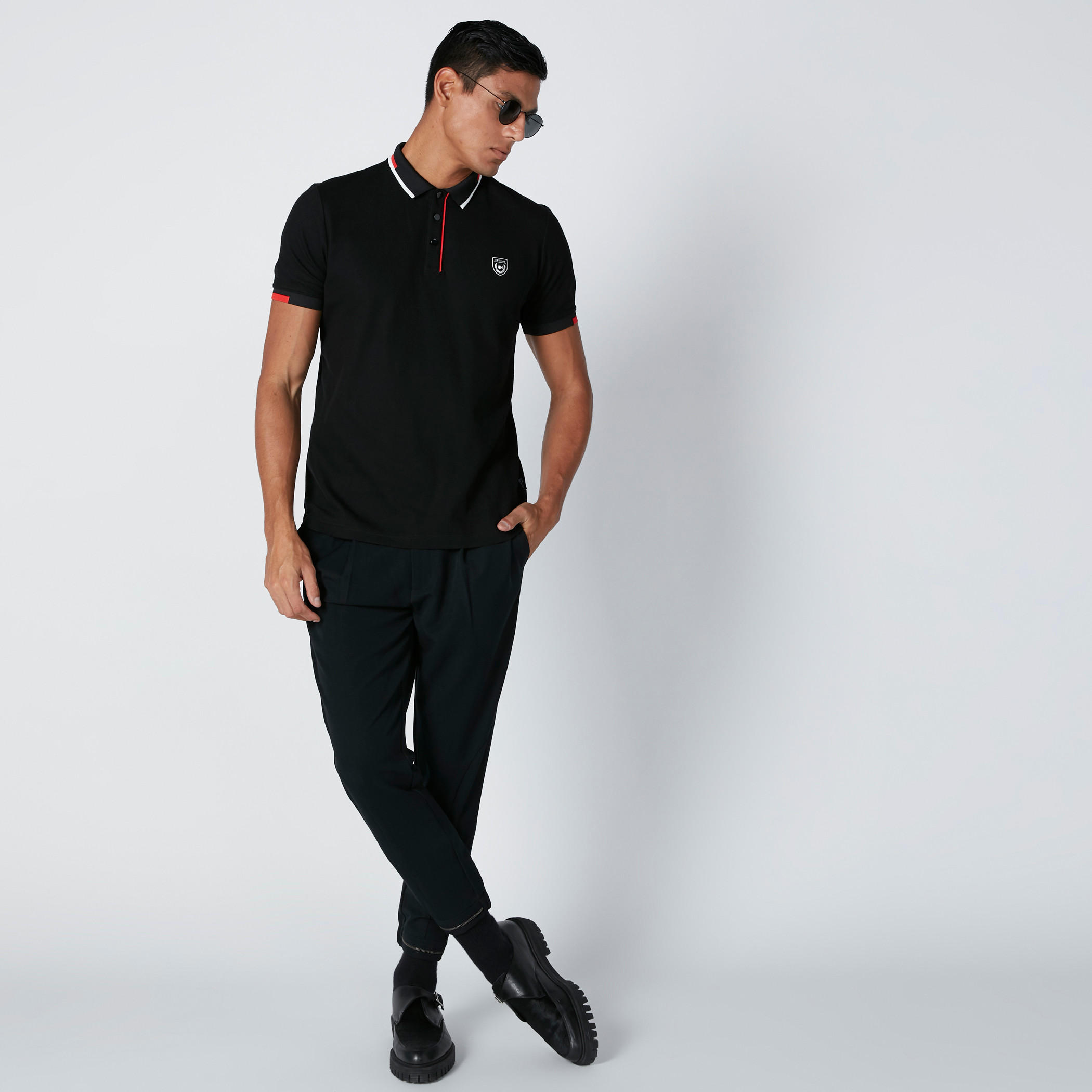 تيشيرت بياقة بولو وأكمام قصيرة ودرزات-men-clothing-tshirtsandpolos-polos-image-1