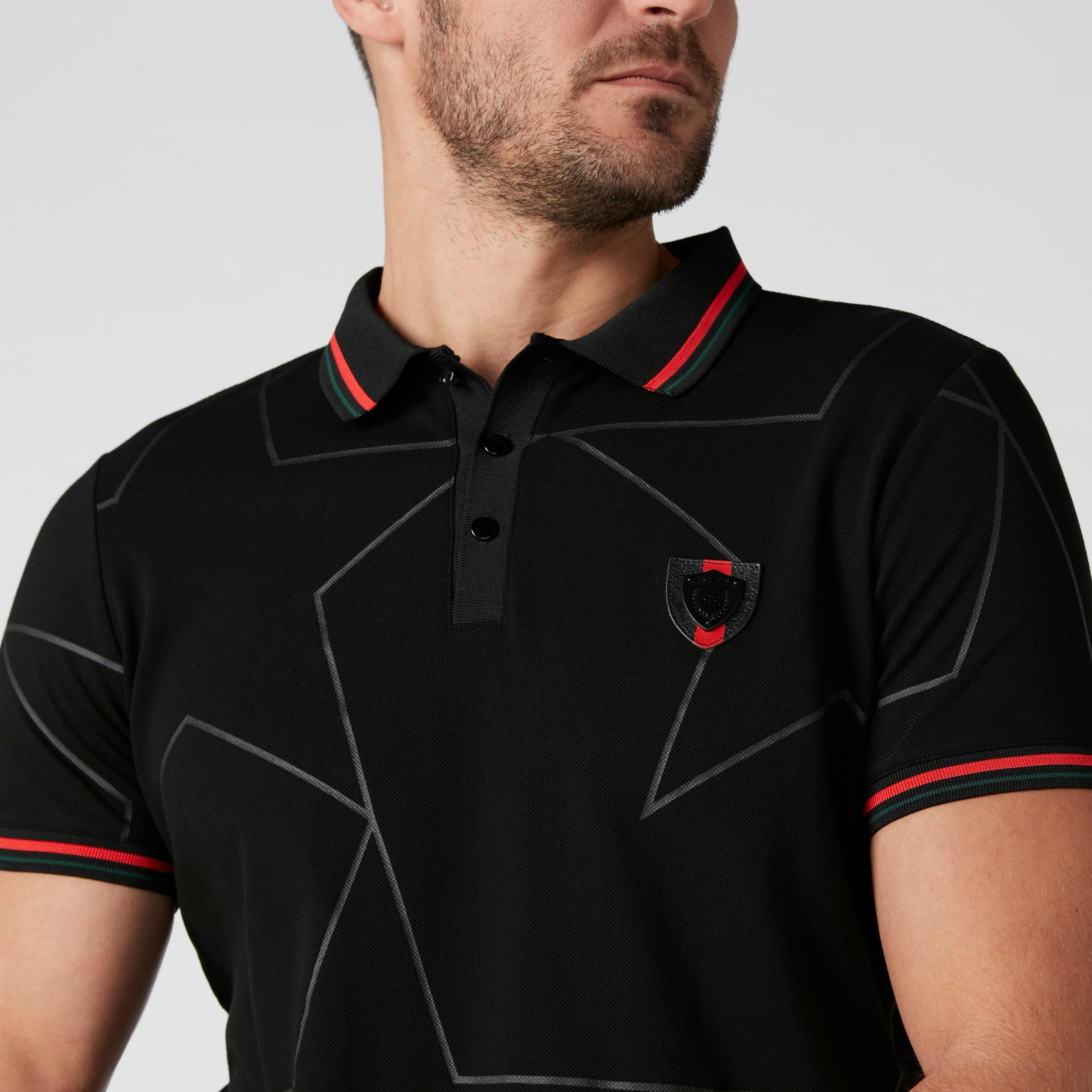 تيشيرت بأكمام قصيرة وياقة بولو مزيّن بطبعات من لوم-men-clothing-tshirtsandpolos-polos-image-4