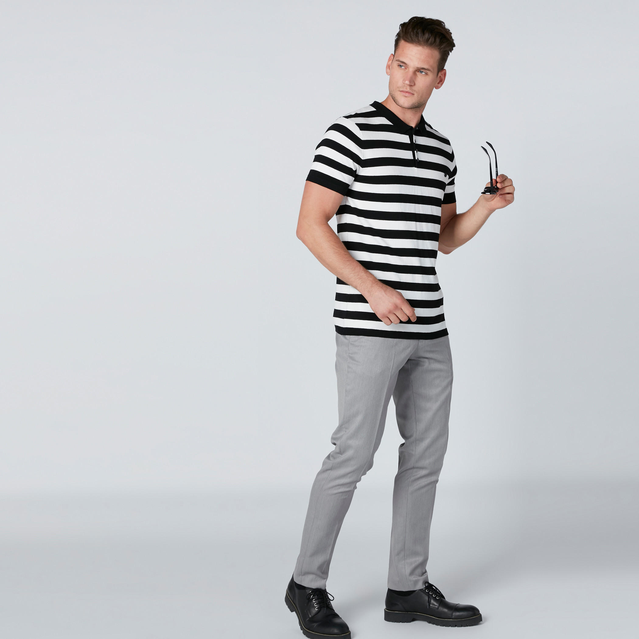 تيشيرت مقلّم بياقة بولو وأكمام قصيرة من لوم-men-clothing-tshirtsandpolos-tshirts-image-2