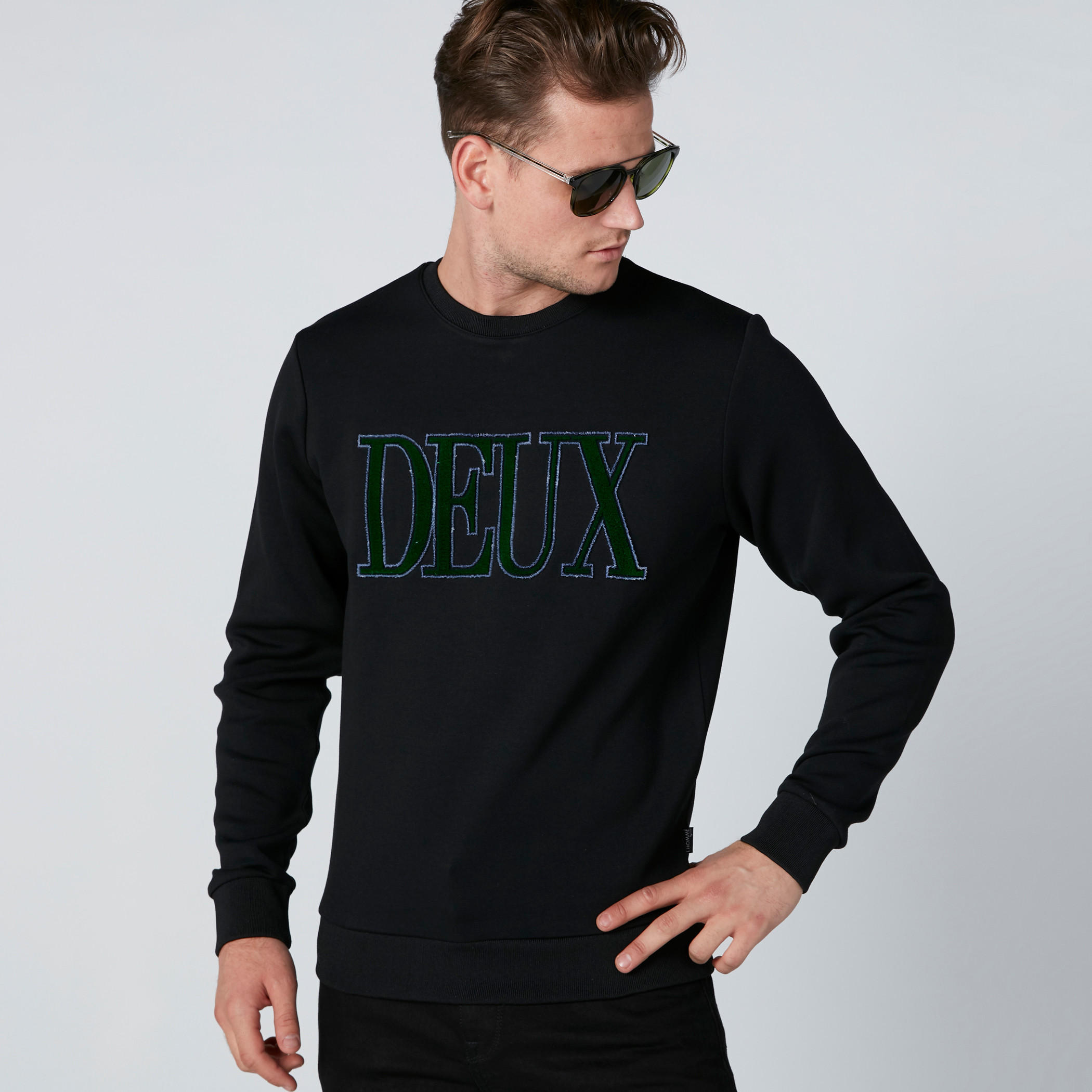 سويت شيرت مطرّز بأكمام طويلة وياقة ضيقة من لوم-men-winterwear-hoodiesandsweatshirts-image-1