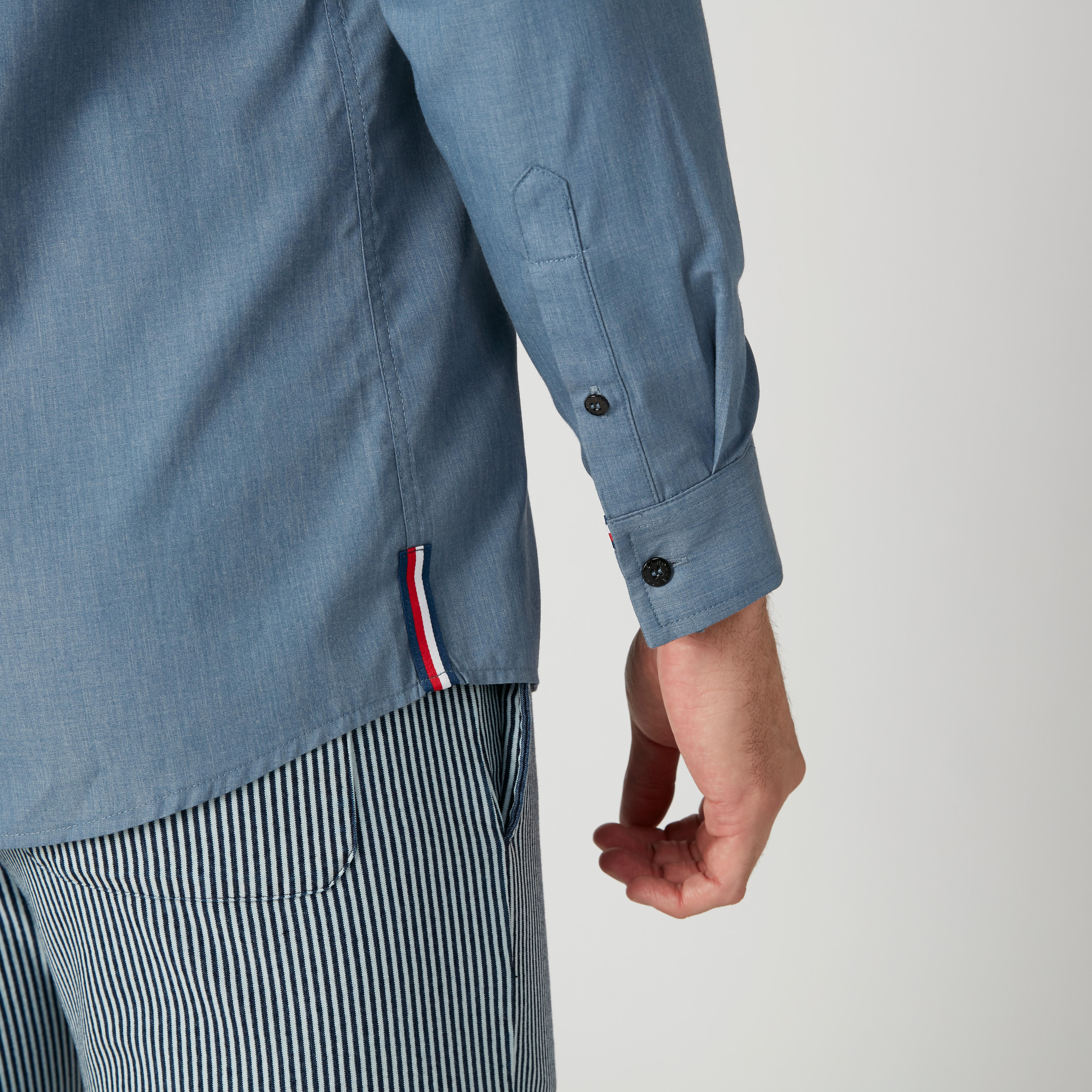 قميص سليم فيت بياقة ماندارين وأكمام طويلة من لوم-men-clothing-shirts-image-5