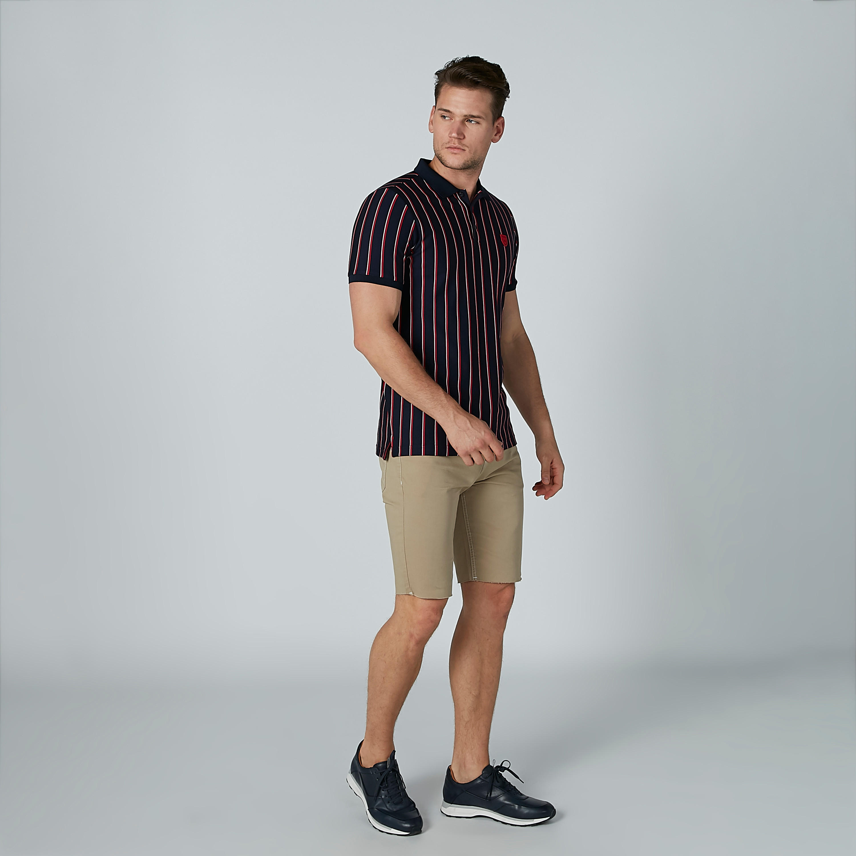 تيشيرت مقلّم بياقة بولو وأكمام قصيرة من لوم-men-clothing-tshirtsandpolos-polos-image-1