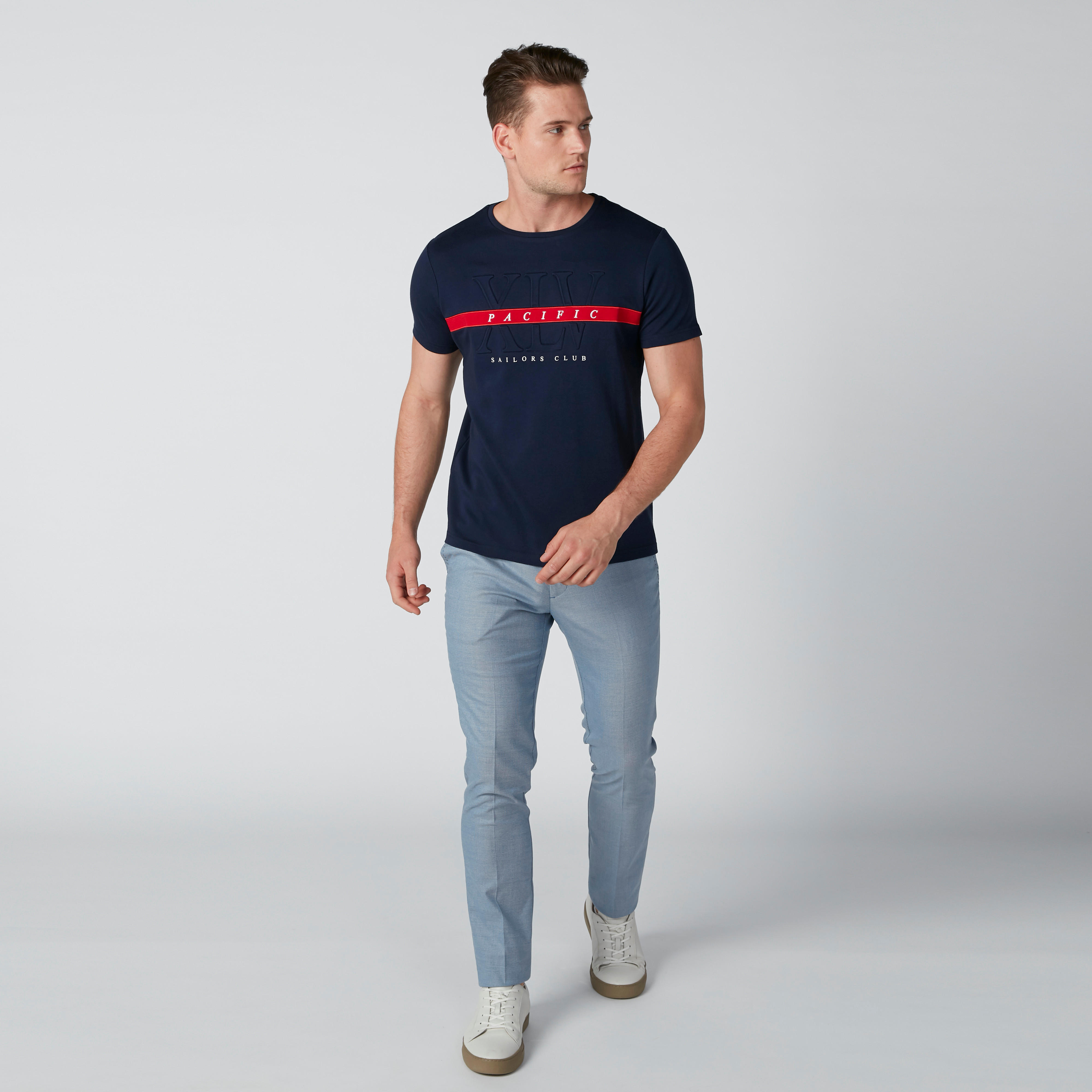 تيشيرت بأكمام قصيرة وطبعات من لوم-men-clothing-tshirtsandpolos-tshirts-image-1