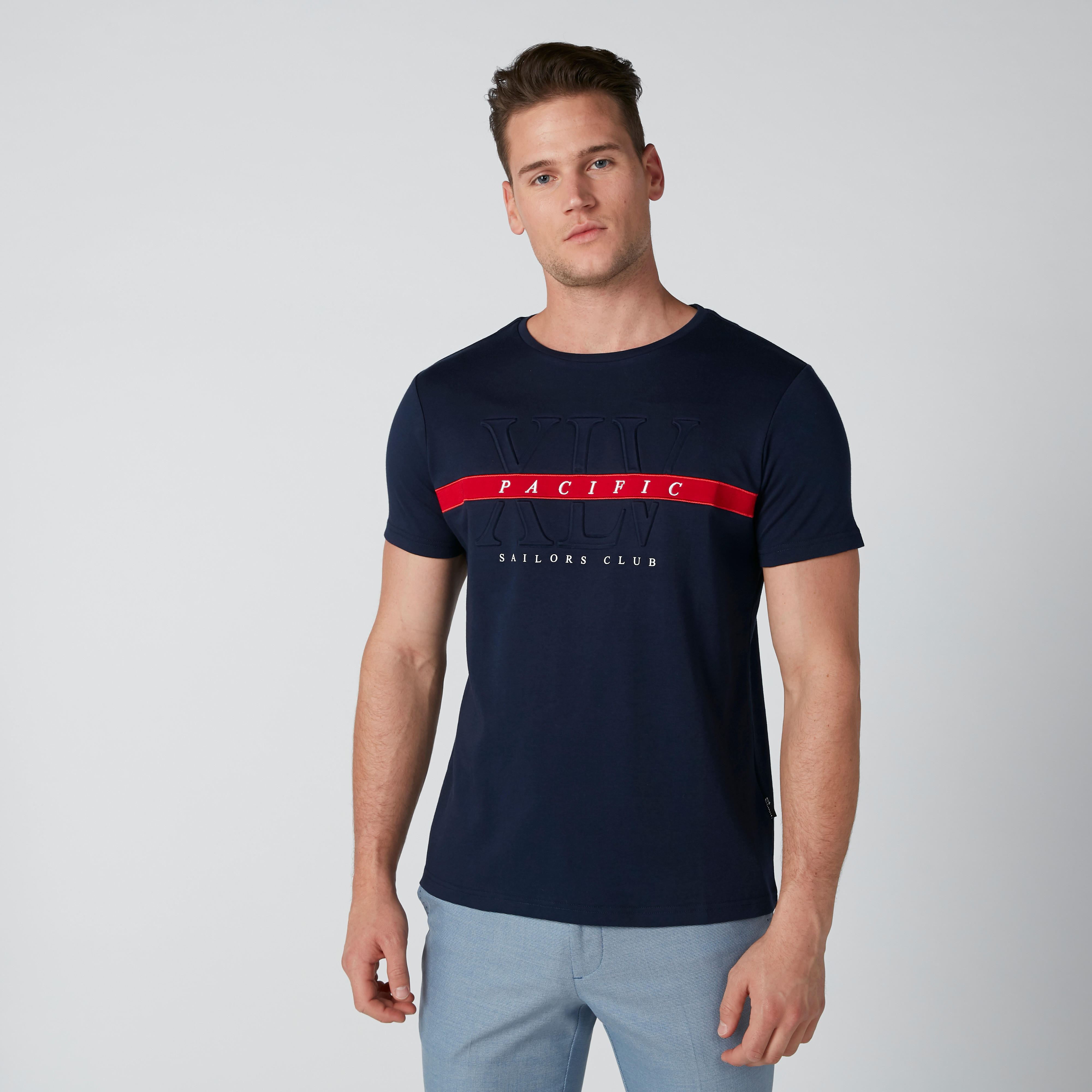 تيشيرت بأكمام قصيرة وطبعات من لوم-men-clothing-tshirtsandpolos-tshirts-image-3