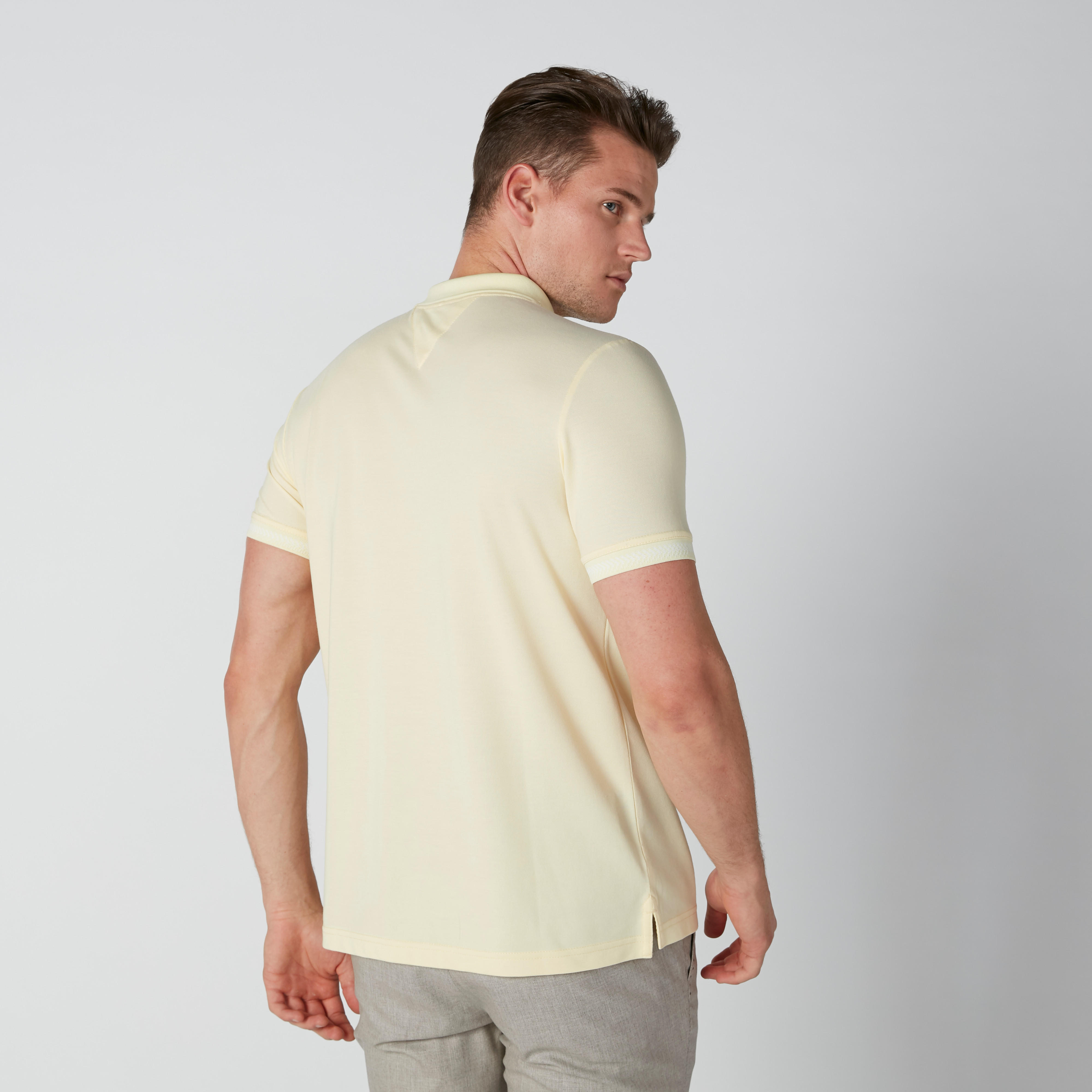 تيشيرت بياقة بولو وسحّاب من لوم-men-clothing-tshirtsandpolos-polos-image-12