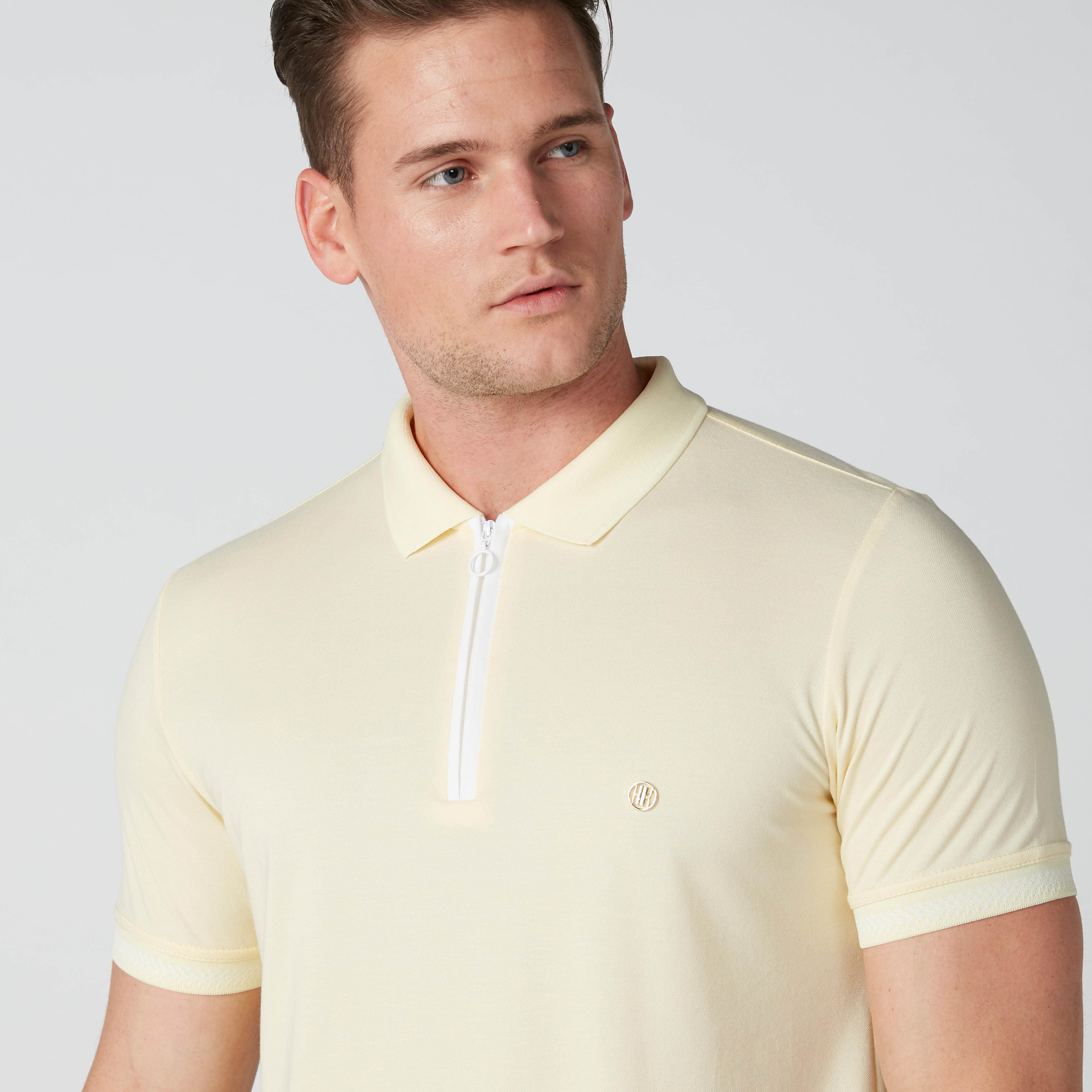 تيشيرت بياقة بولو وسحّاب من لوم-men-clothing-tshirtsandpolos-polos-image-14