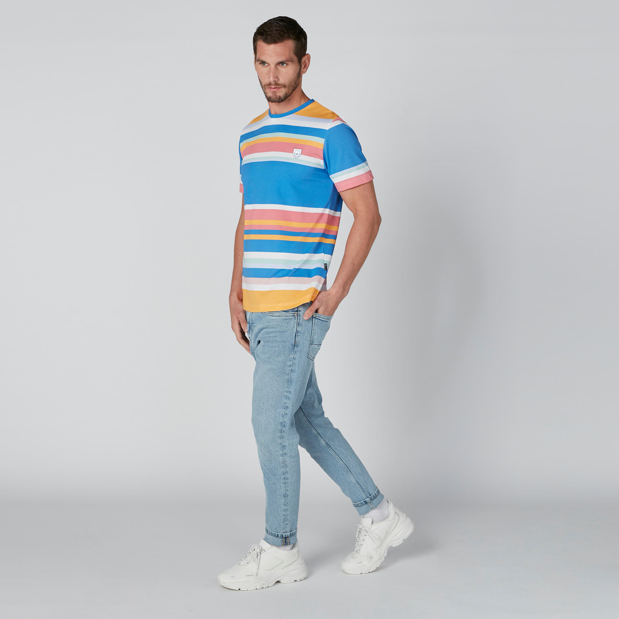 تيشيرت سليم فيت مقلم من لوم-men-clothing-tshirtsandpolos-tshirts-image-2