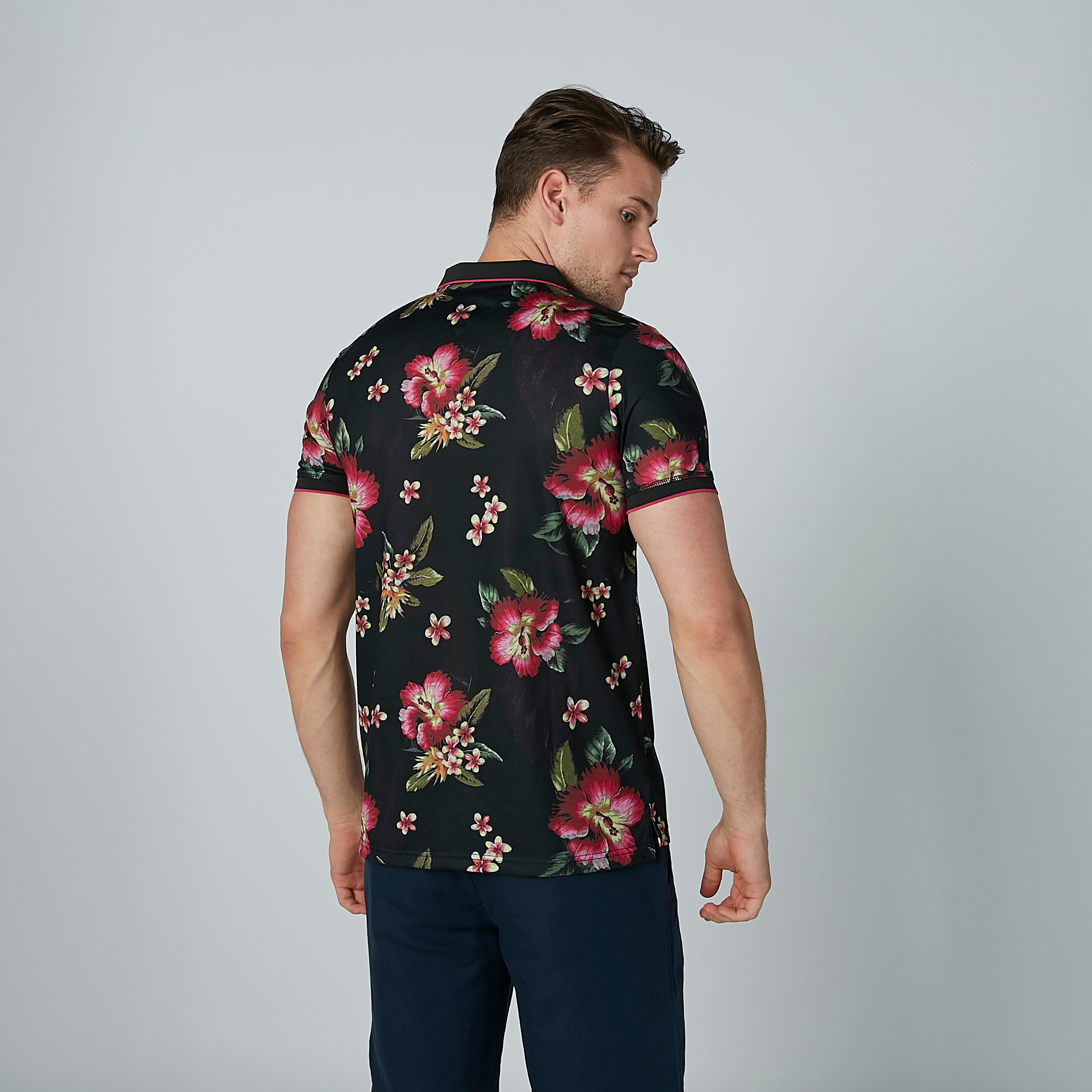 تيشيرت بياقة بولو وأكمام قصيرة وطبعات زهرية من لوم-men-clothing-tshirtsandpolos-polos-image-4