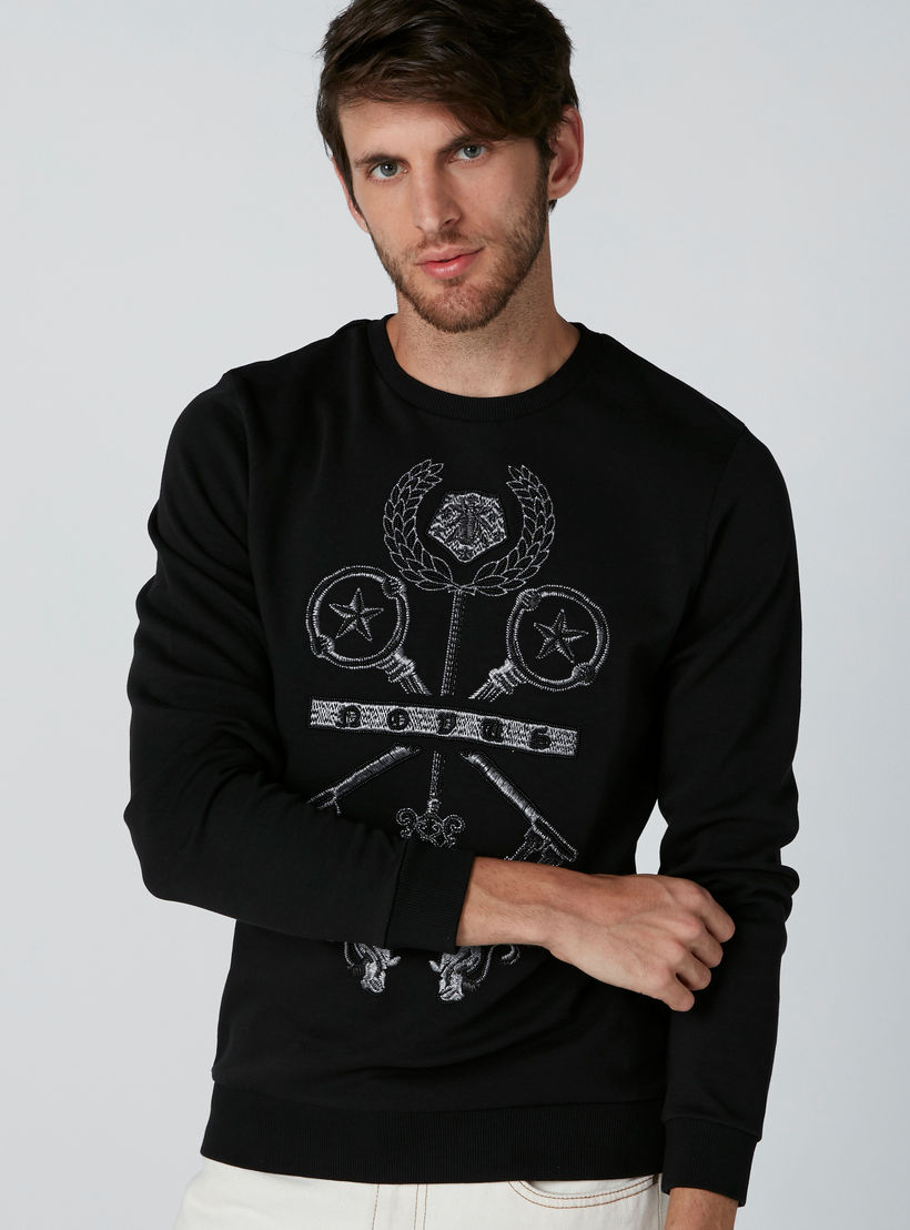 سويت شيرت مطرّز بياقة مستديرة من لوم-men-winterwear-hoodiesandsweatshirts-image-1