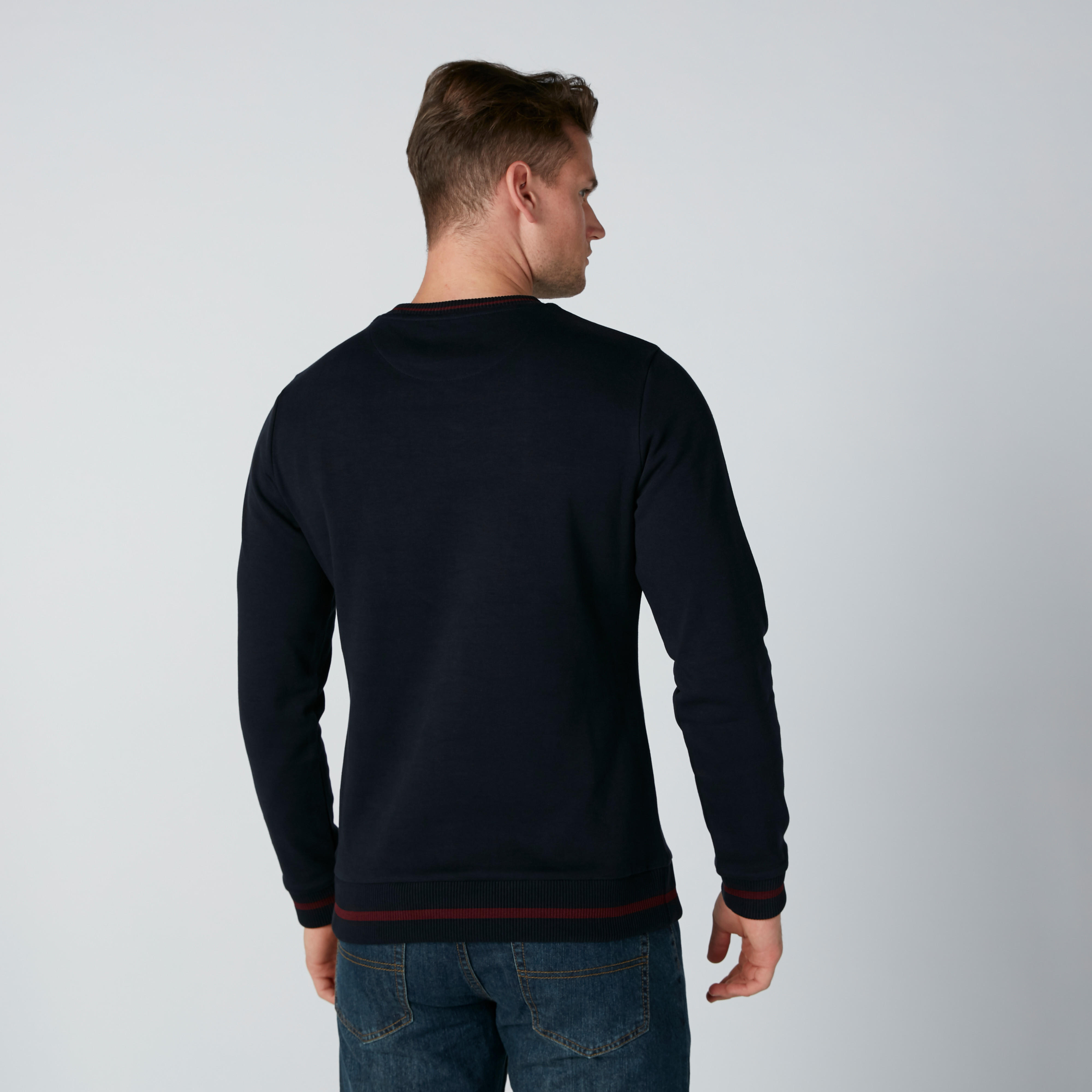 سويت شيرت مطرّز بأكمام طويلة من لوم-men-winterwear-hoodiesandsweatshirts-image-2
