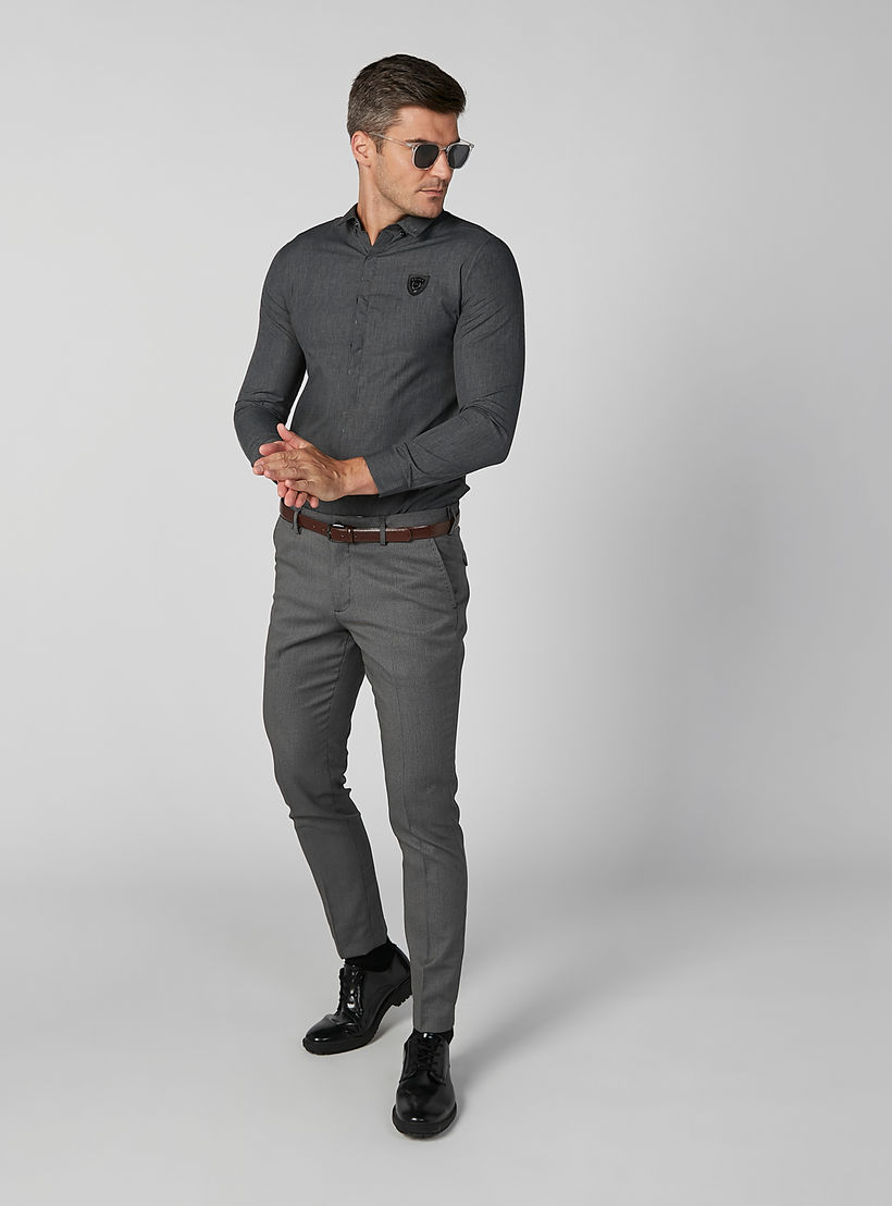 قميص سادة بأكمام طويلة وأزرار مخفيّة من لوم-men-clothing-shirts-image-2