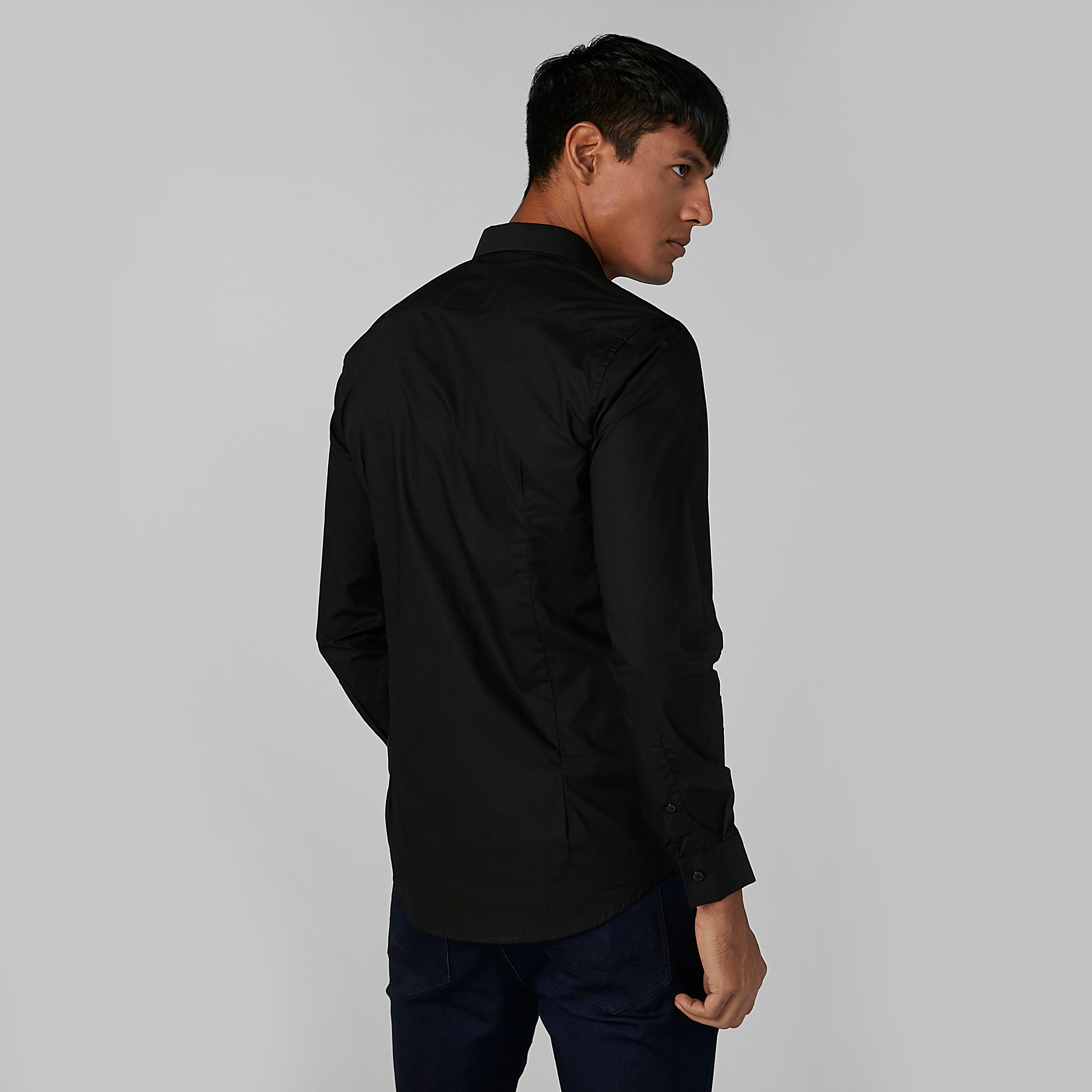 قميص مزيّن بقصّة سليم وياقة عاديّة وأكمام طويلة من لوم-men-clothing-shirts-image-4