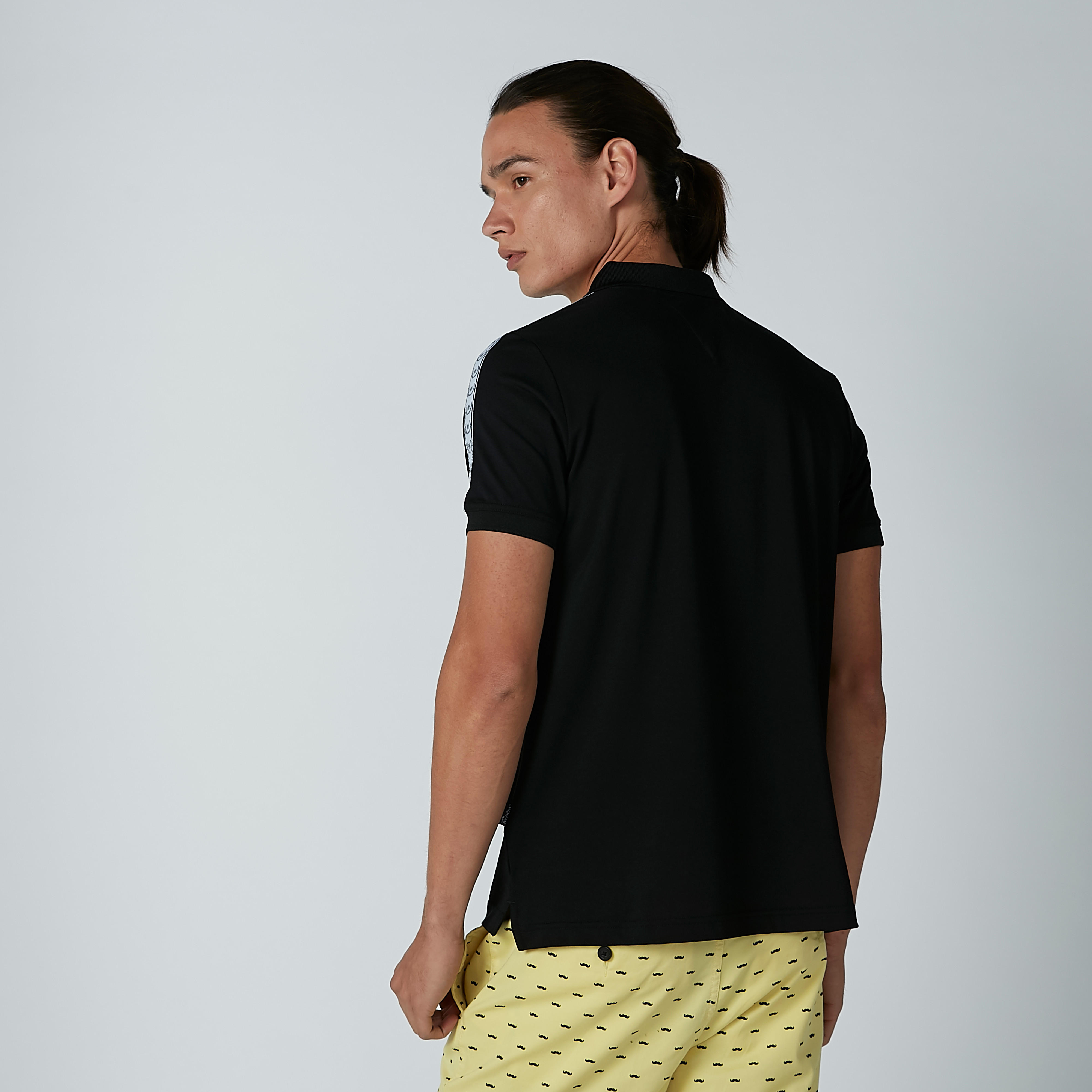 تيشيرت بياقة بولو وأكمام قصيرة وشريطة من لوم-men-clothing-tshirtsandpolos-polos-image-4