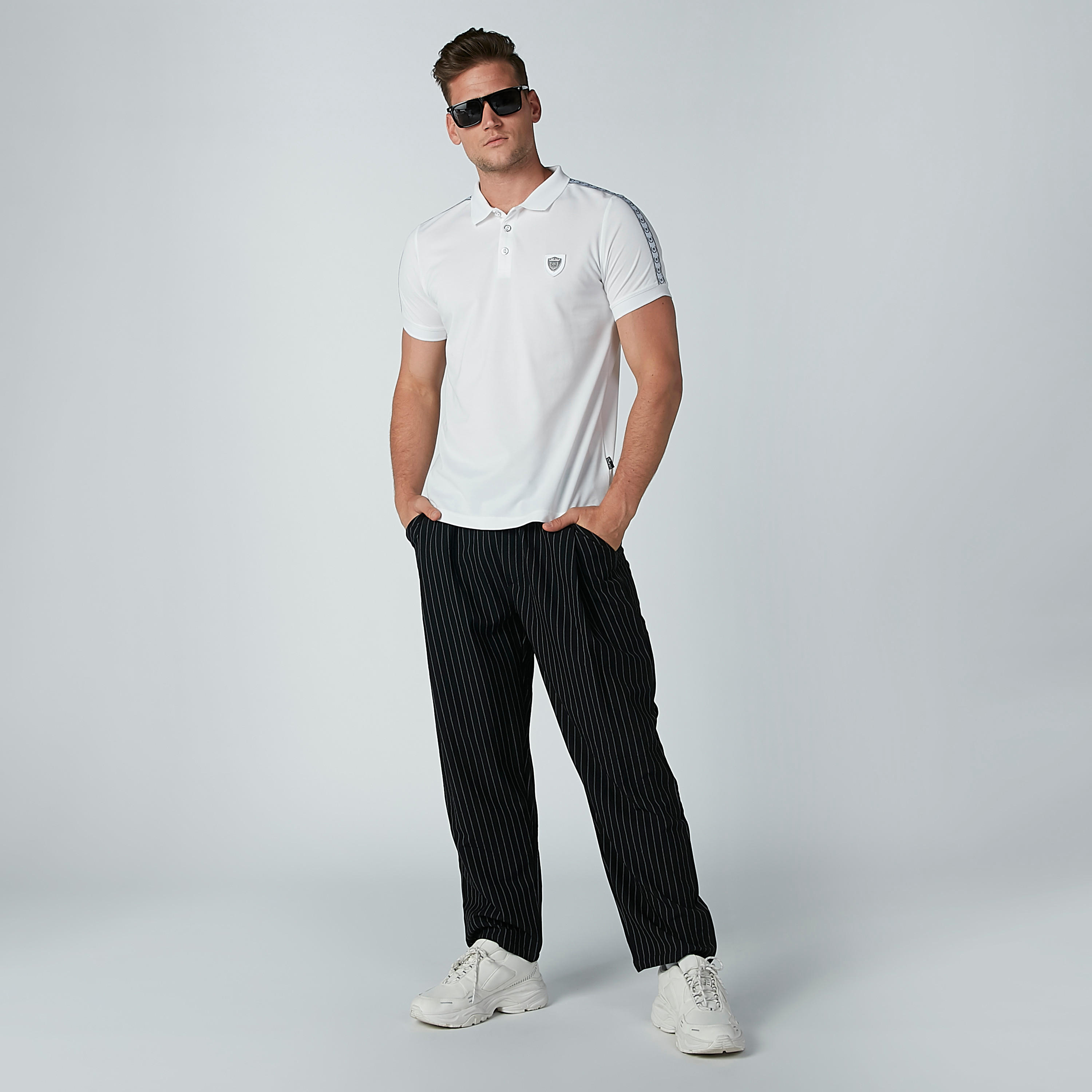 تيشيرت بأكمام قصيرة وياقة بولو من لوم-men-clothing-tshirtsandpolos-polos-image-3