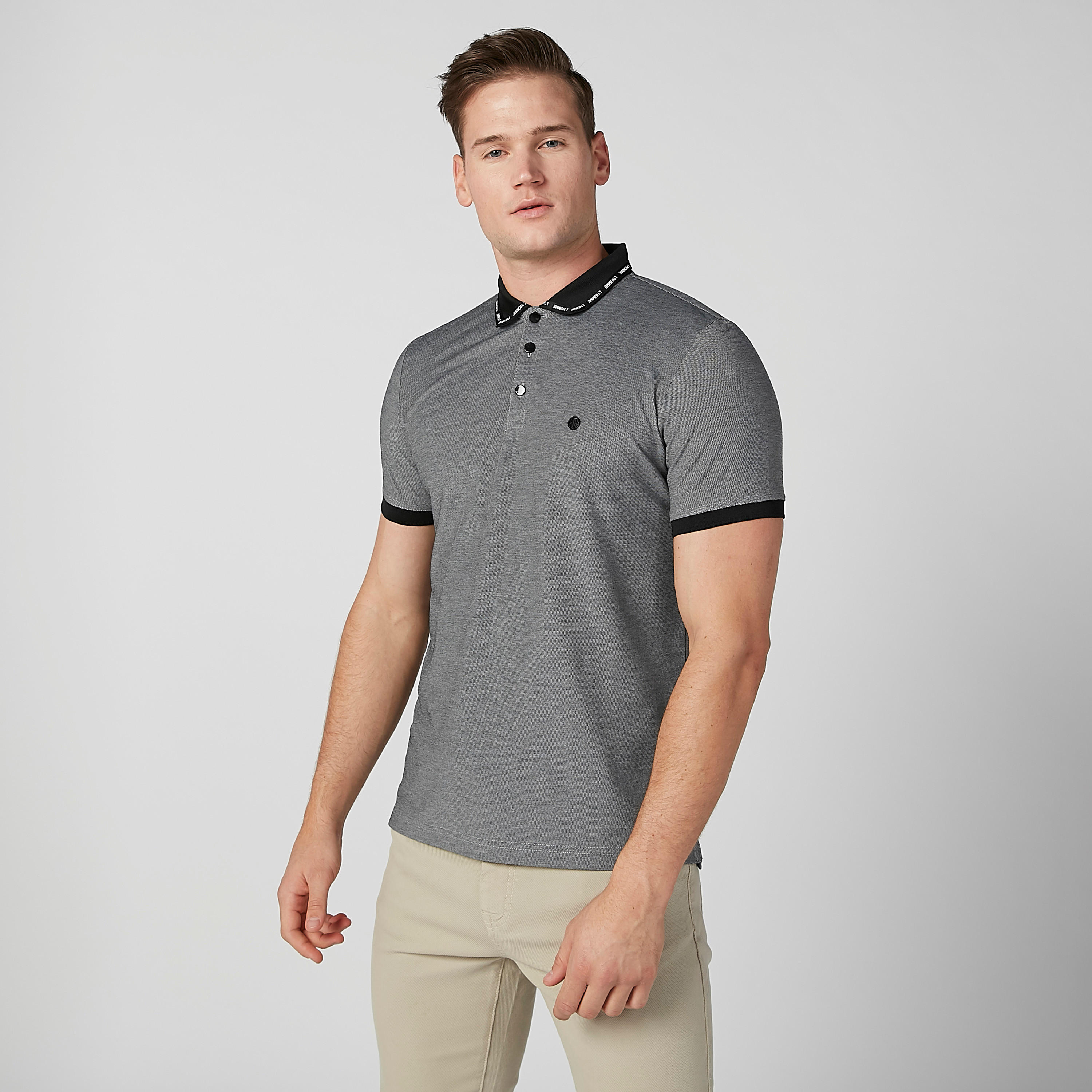 تيشيرت بارز الملمس بقصّة سليم وياقة بولو وأكمام قصيرة من لوم-men-clothing-tshirtsandpolos-polos-image-2